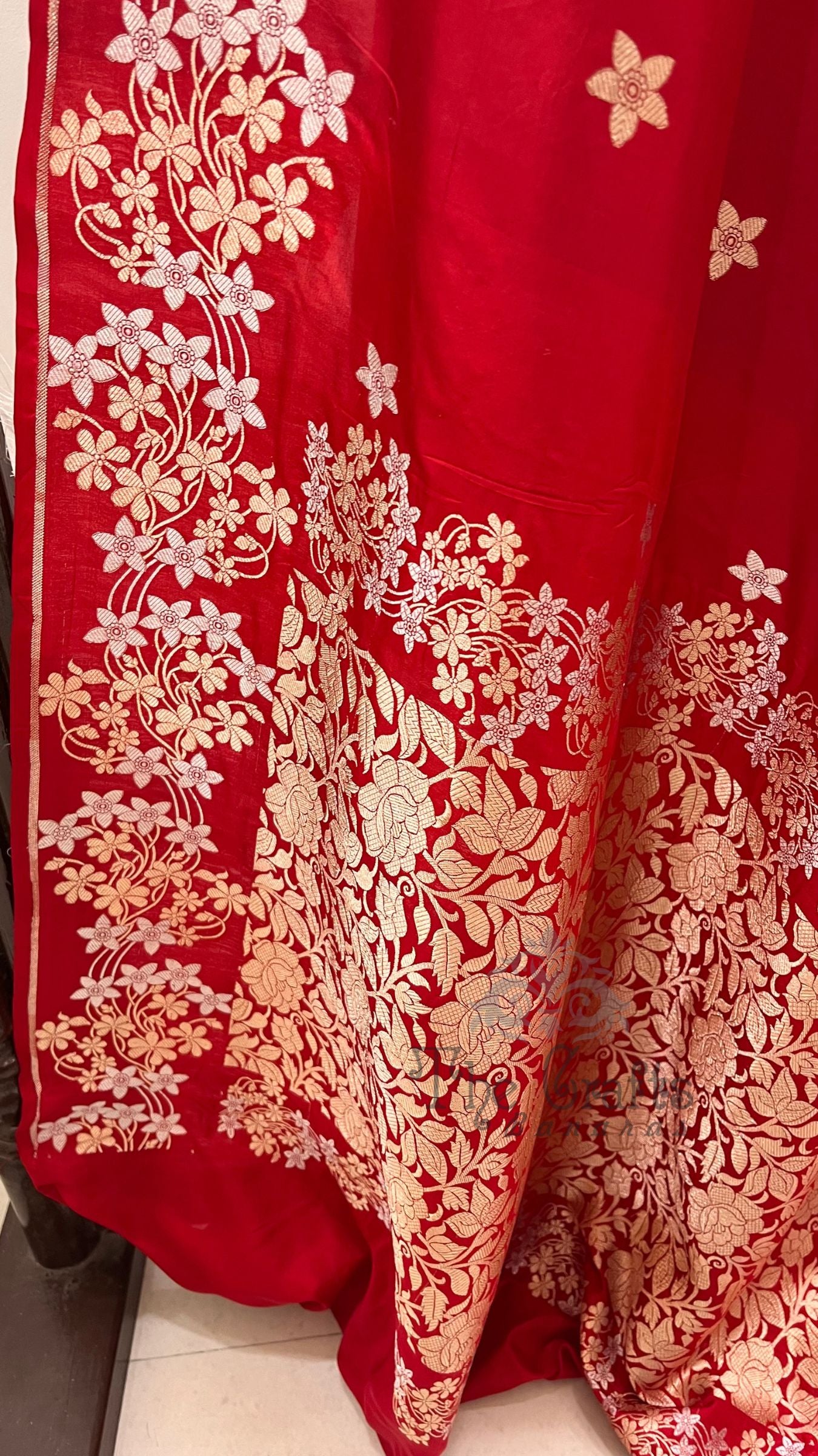 Pure Katan Silk Handloom Banarasi Saree - All over sona rupa motifs