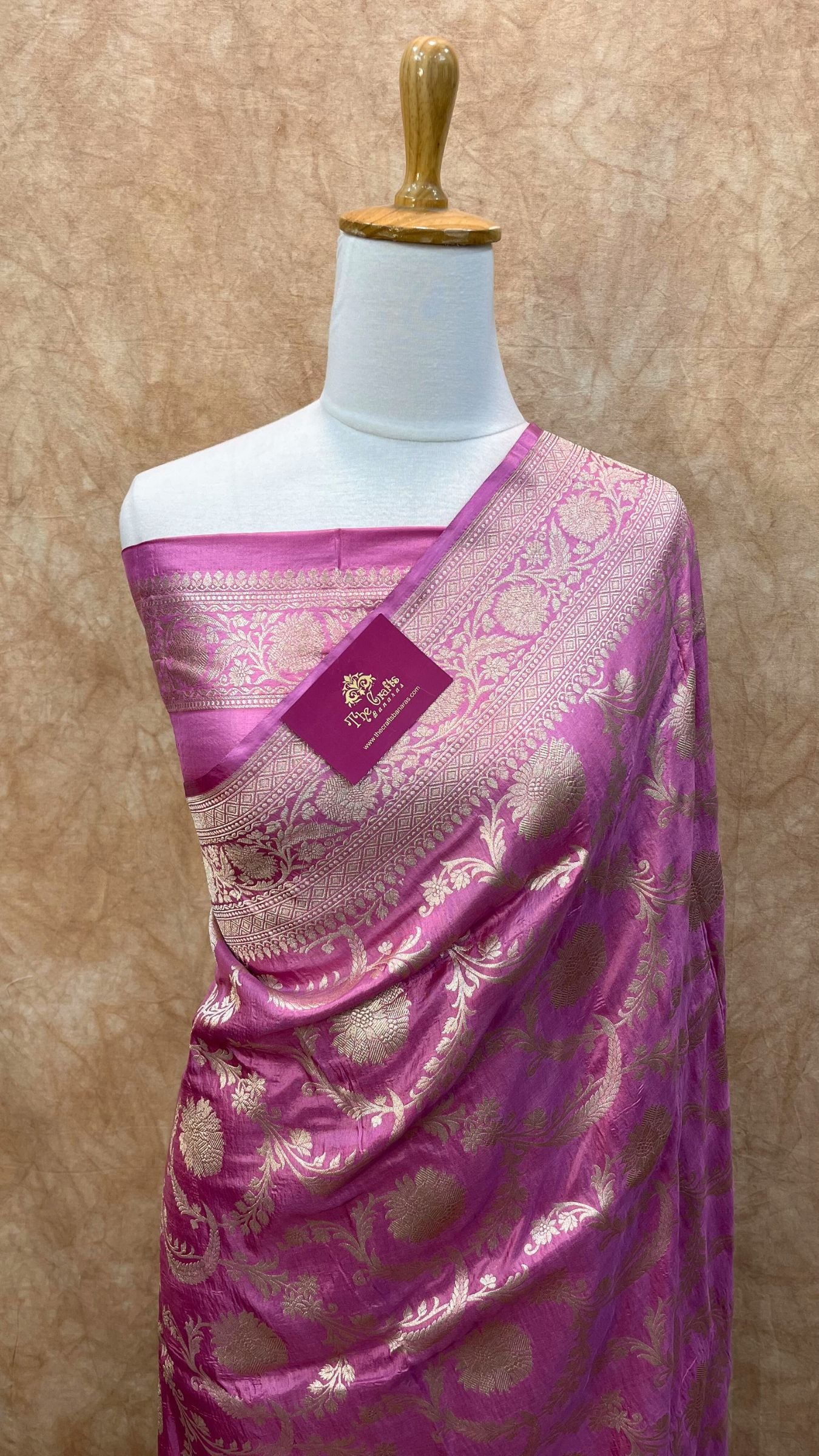 Pure Katan Silk Handloom Banarasi Saree - Jaal work