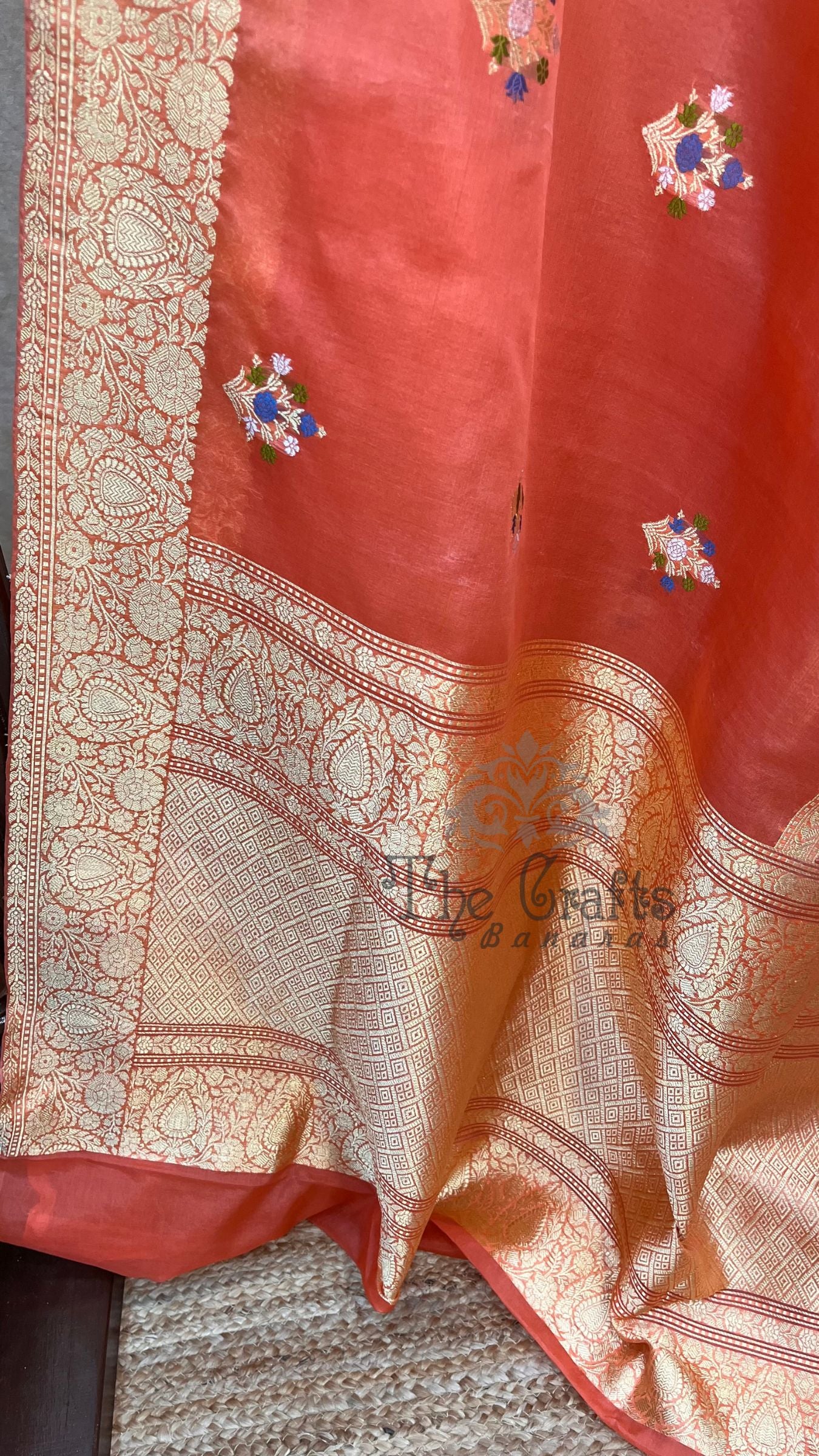 Pure Kora Silk Handloom Banarasi Saree - with kadhua meenakari motifs