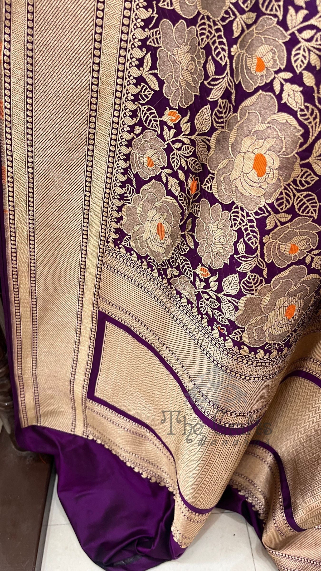 Pure Katan Silk Handloom Banarasi Saree - Tanchui Brocade Meena