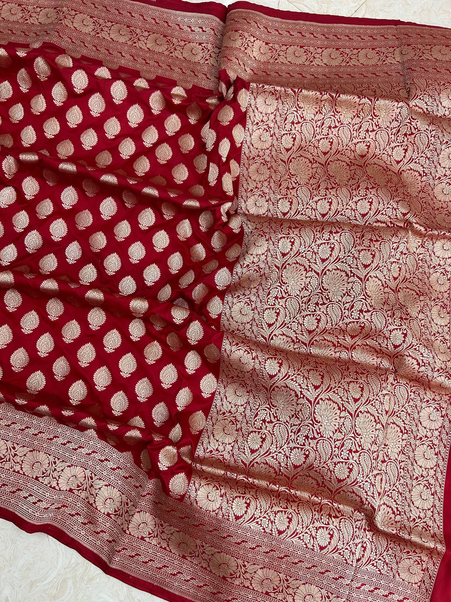 Pure Katan Silk Handloom Banarasi Saree - Jaal work