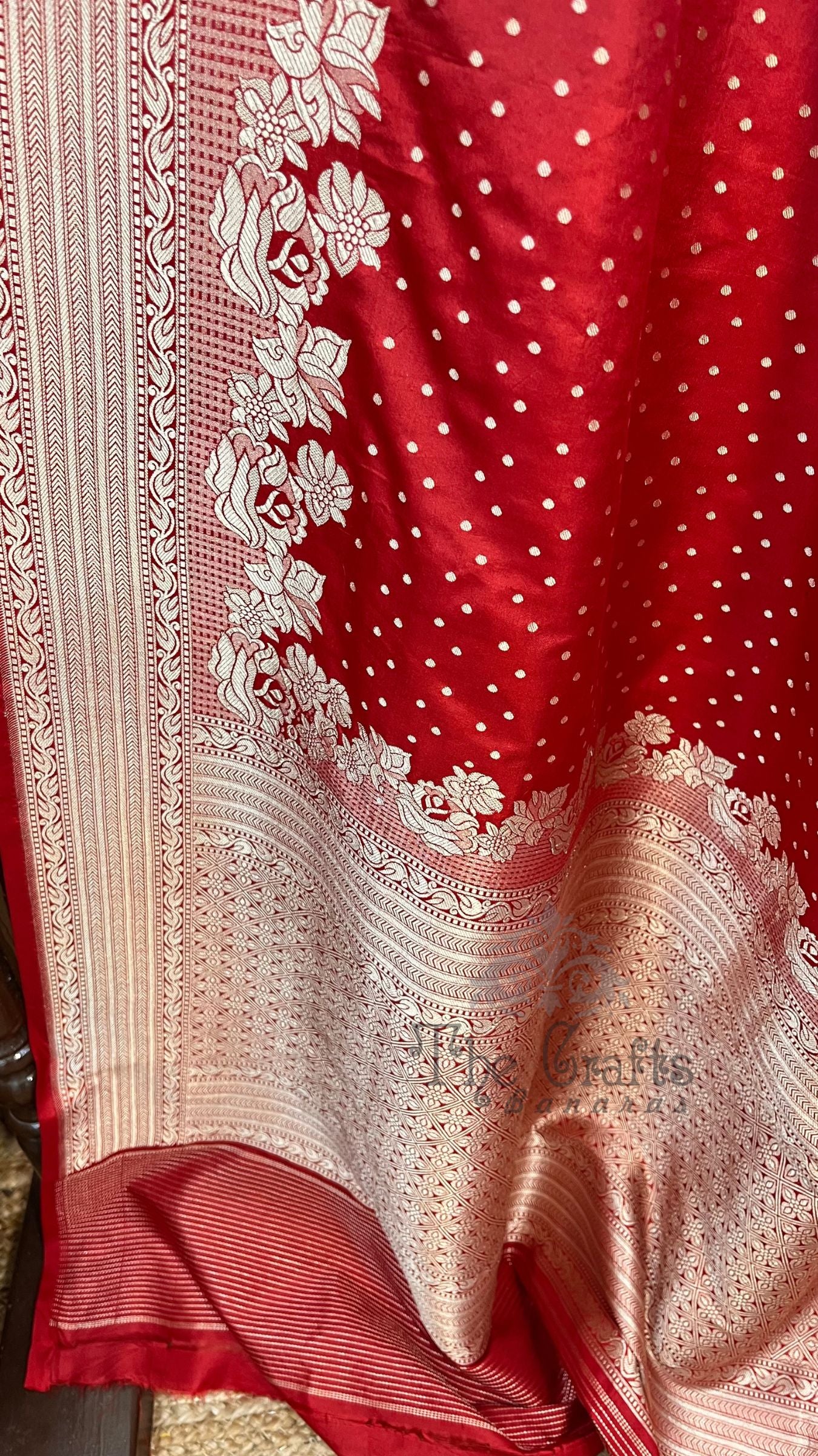 Pure Katan Silk Handloom Banarasi Saree - Chunri Buti
