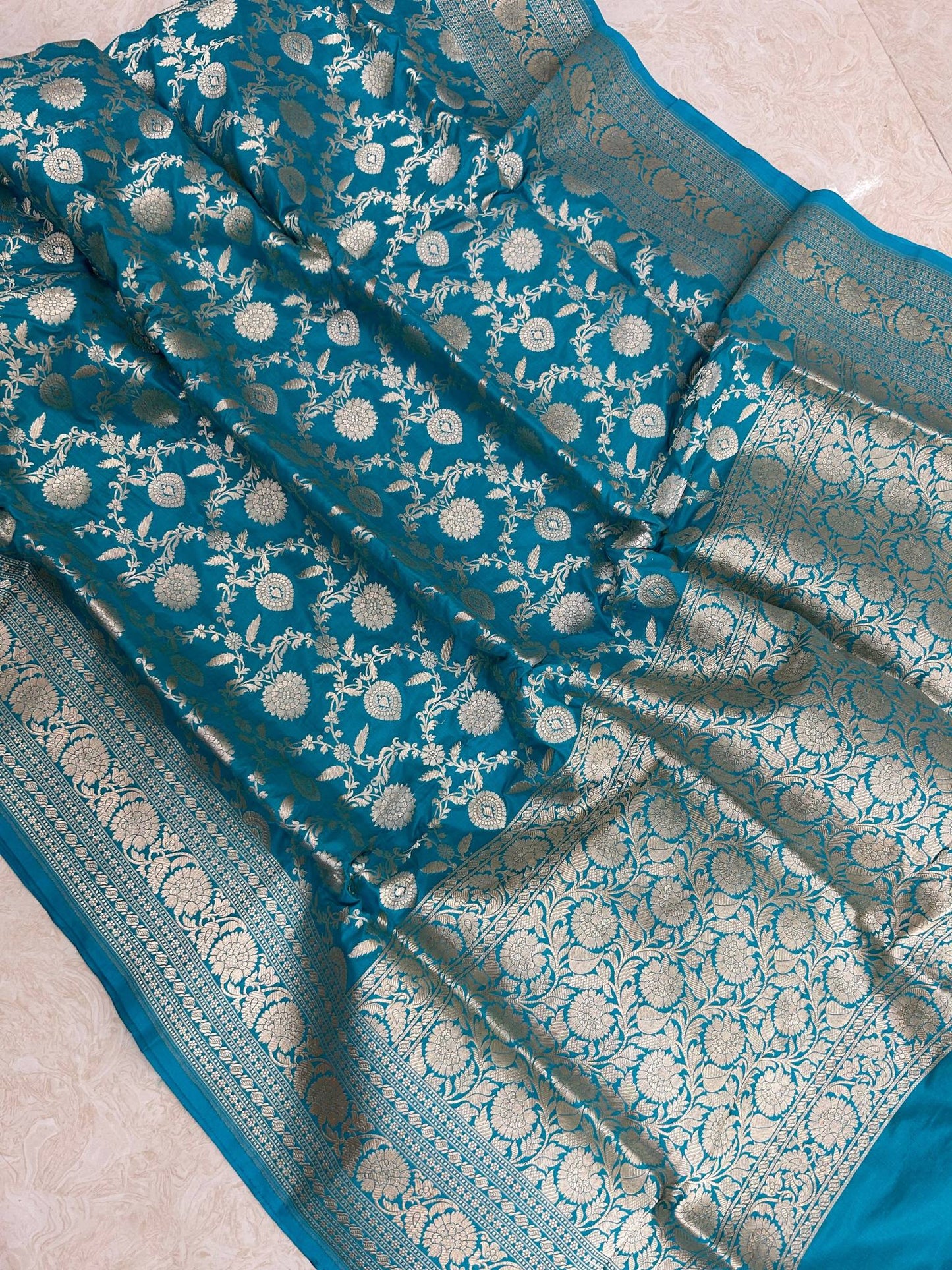 Pure Katan Silk Handloom Banarasi Saree - Jaal work