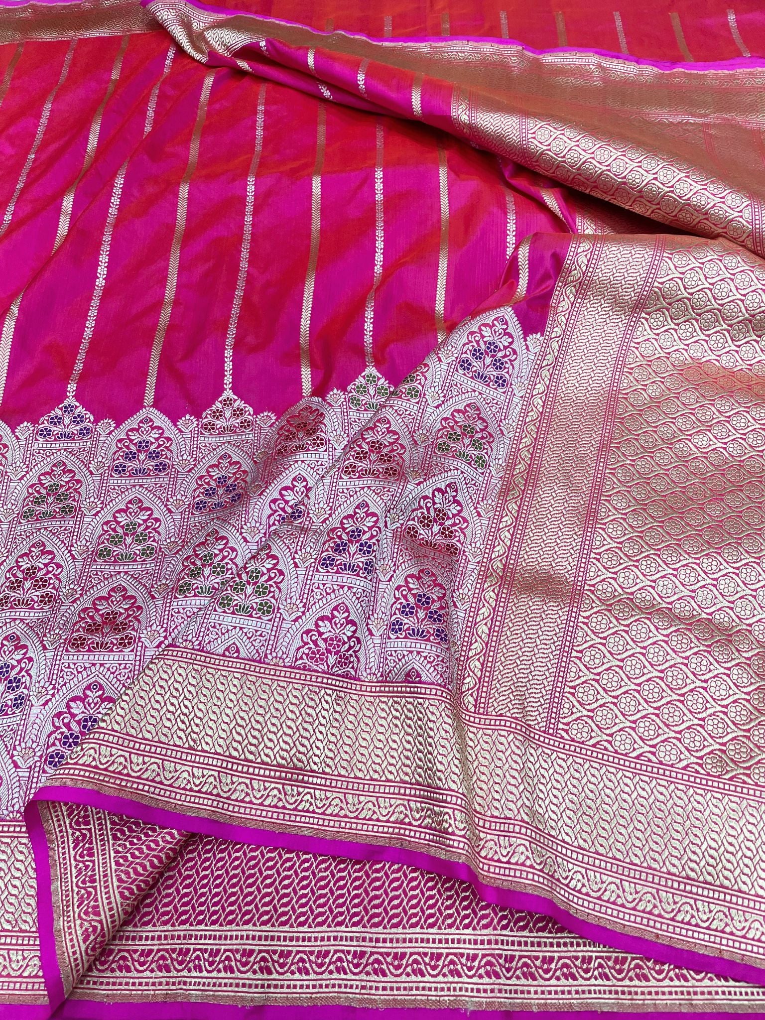 Pure Katan Silk Handloom Brocade Banarasi Saree - with kadhua meenakari work