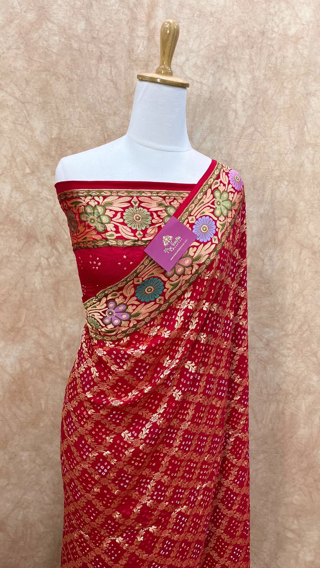 Pure Georgette Banarasi Handloom Bandhej Saree-With Meenakari Work