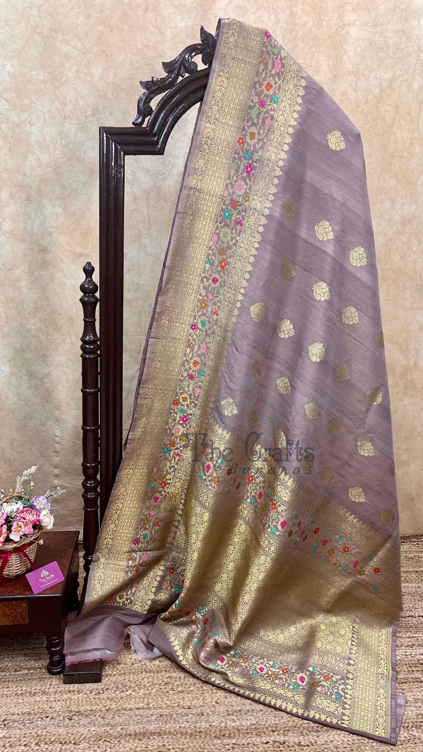 Tussar Georgette Handloom Banarasi Saree - Meenakari