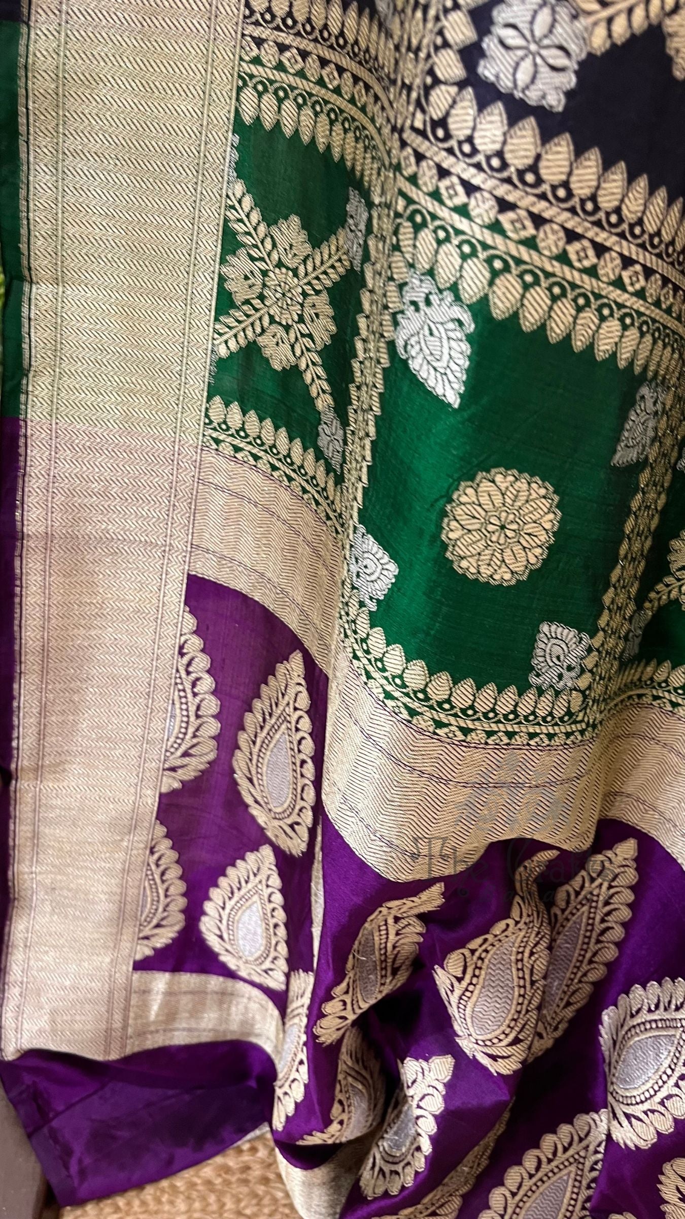 Rangkat Pure Katan Silk Handloom Banarasi Saree - Jaal Work With Meenakari