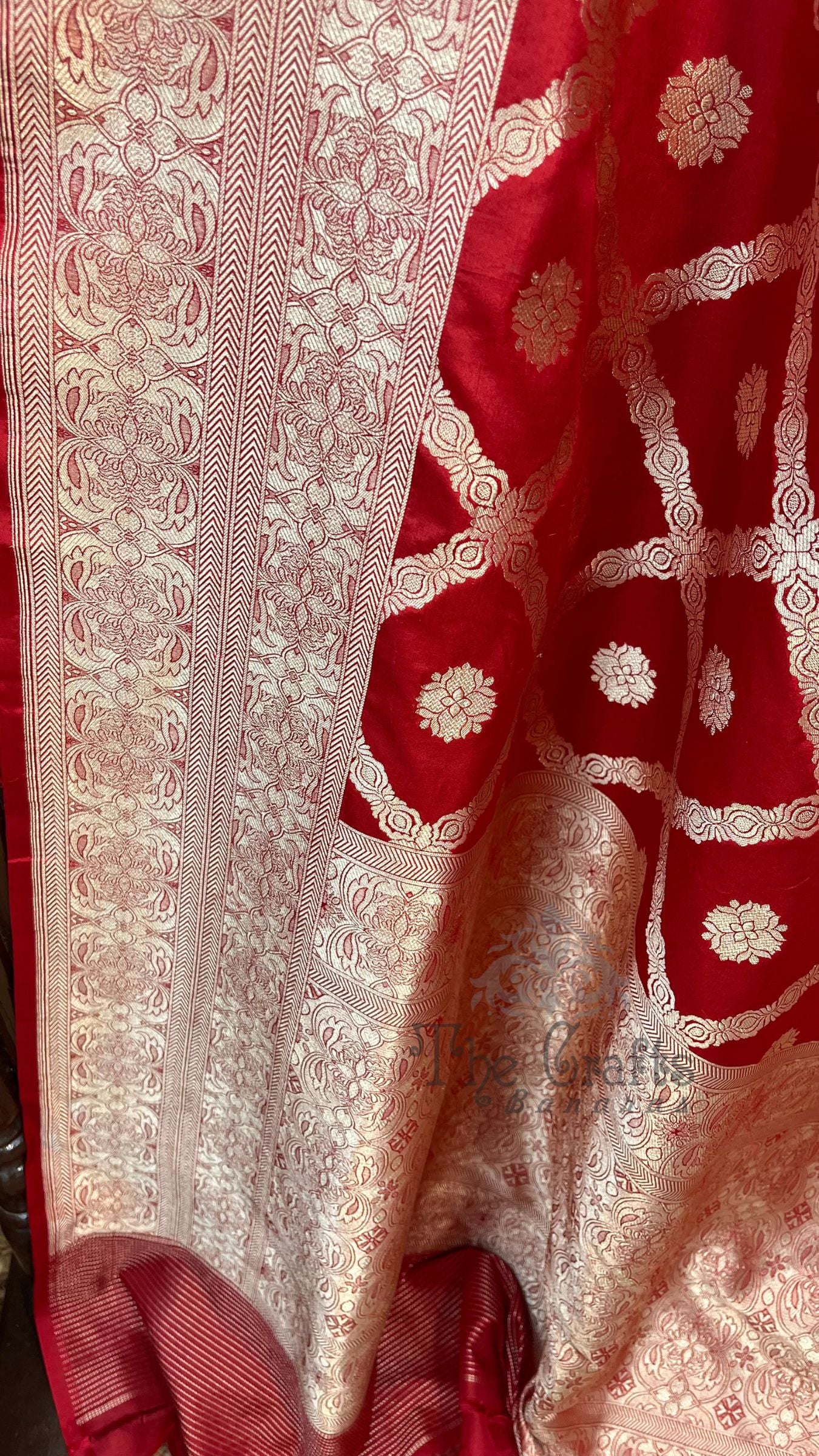 Diya Mirza in Pure Katan Silk Handloom Banarasi Saree - Jaal Work