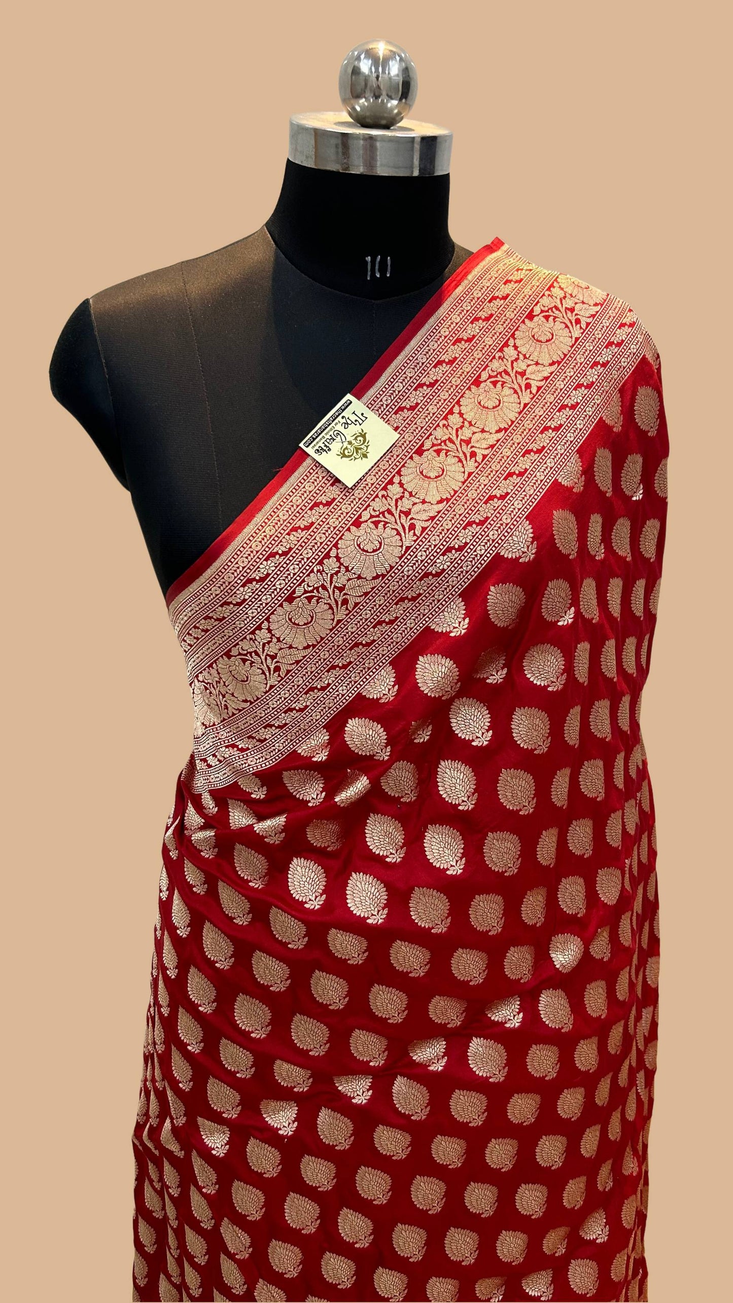 Pure Katan Silk Handloom Banarasi Saree - Jaal work