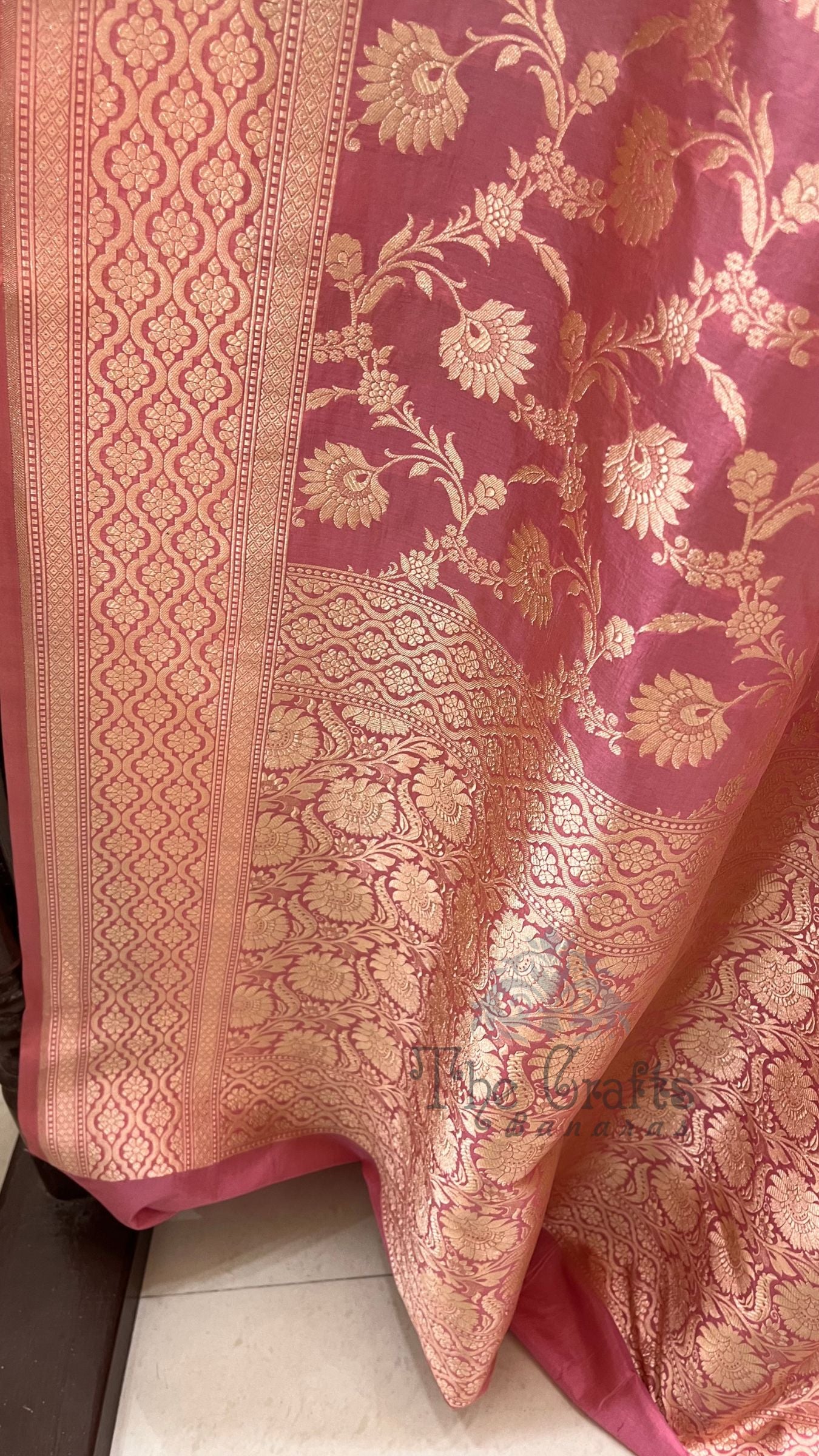 Pure Katan Silk Handloom Banarasi Saree - Jaal work