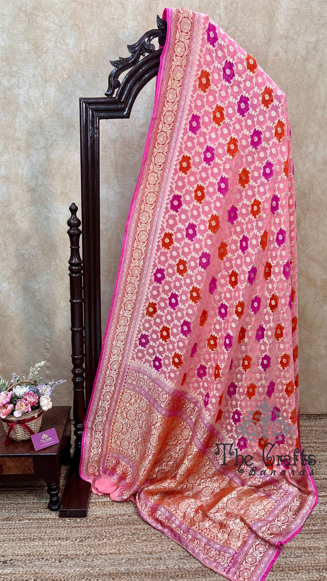 Khaddi Georgette Handloom Banarasi Saree - Water Zari