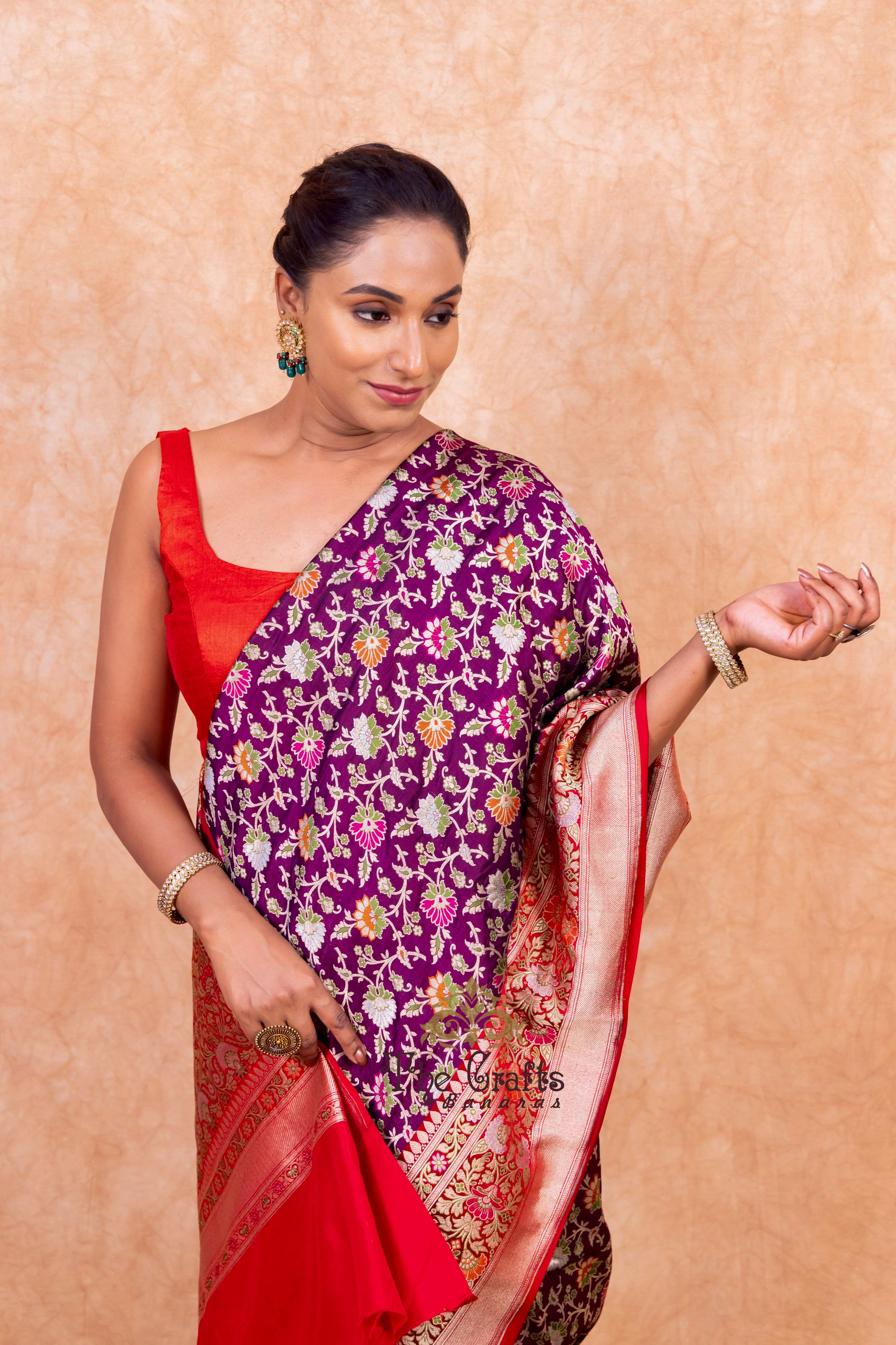 Pure Katan Silk Handloom Banarasi Saree - Jall Work With Meenakari Tilfi