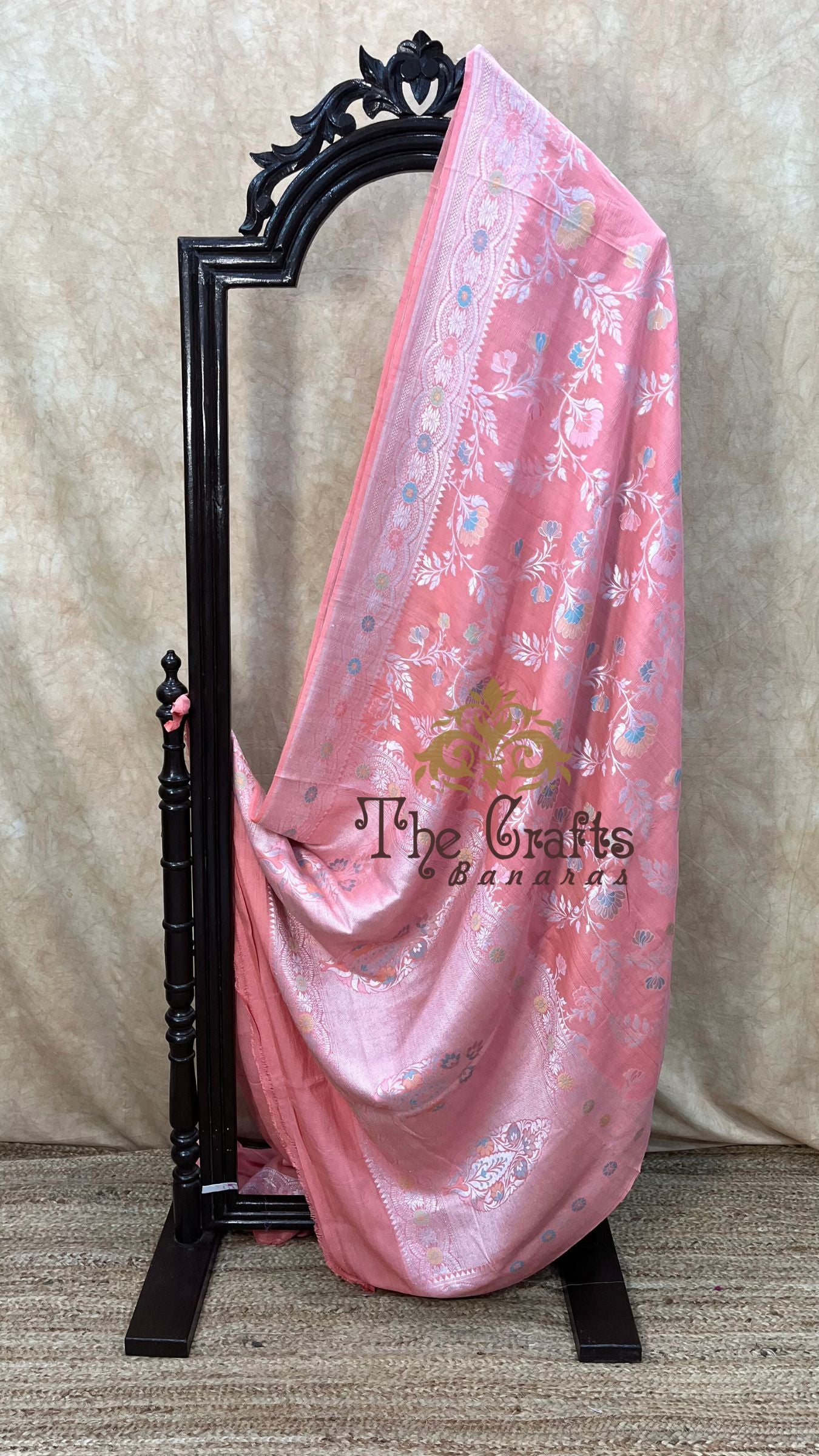 Tussar Georgette Handloom Banarasi Saree - Jaal with Meenakari