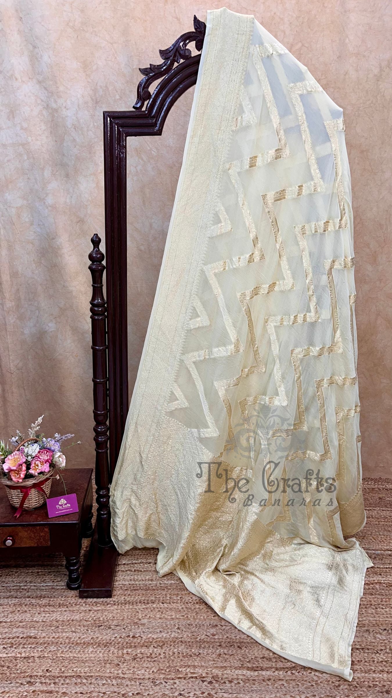 Khaddi Georgette Handloom Banarasi Saree