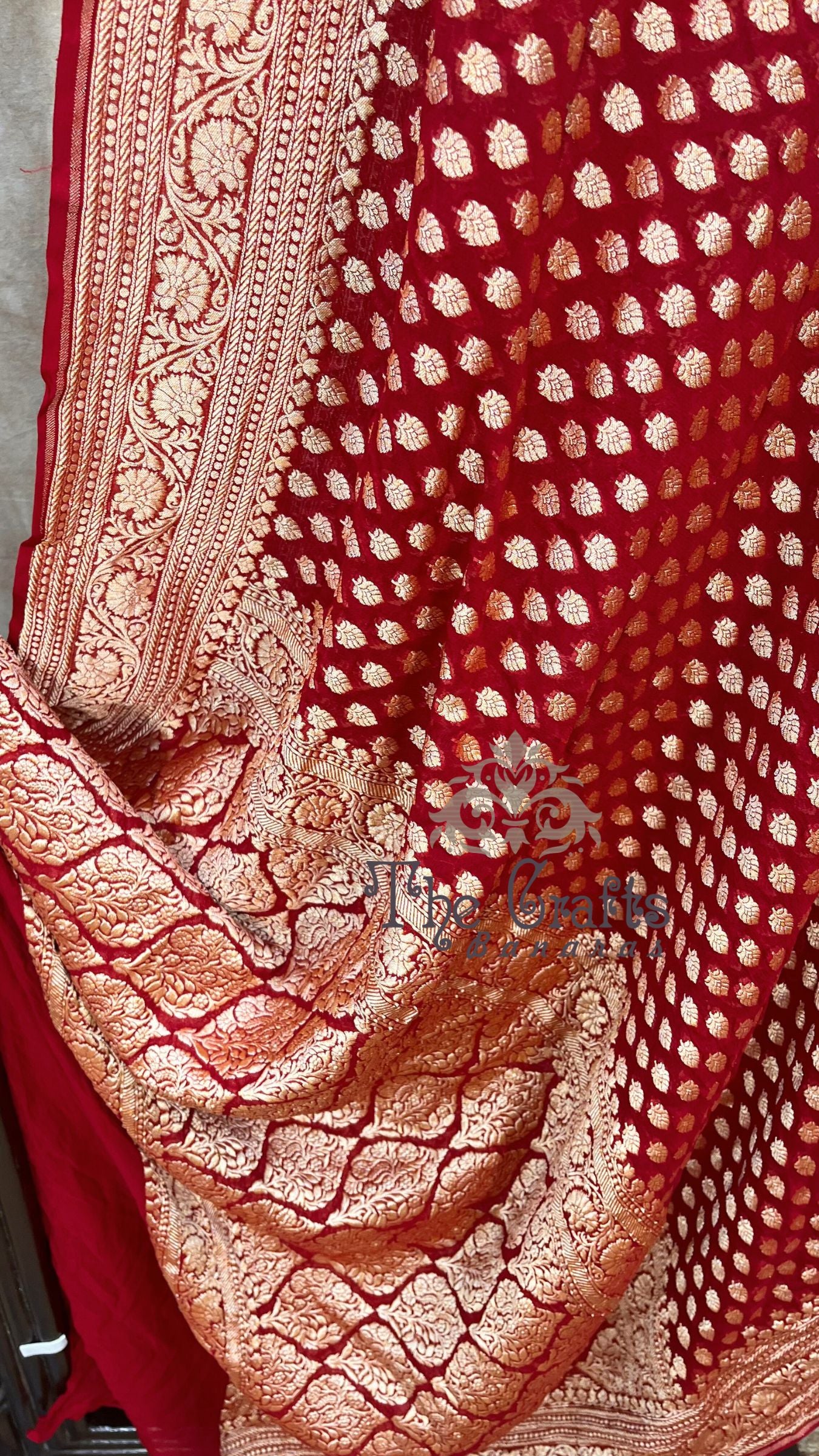 Khaddi Georgette Banarasi Saree - Gold Zari