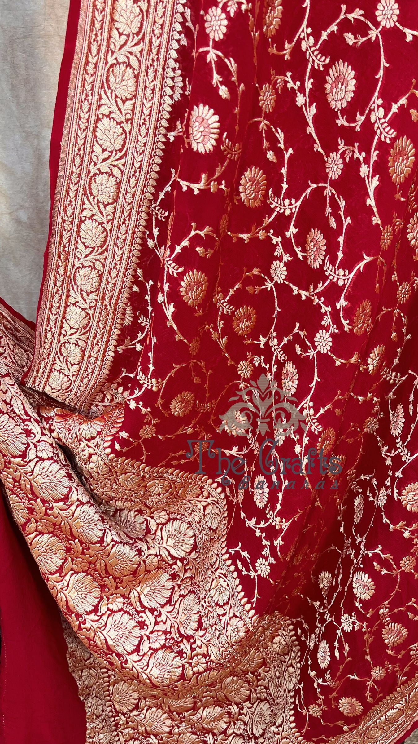 Khaddi Georgette Banarasi Saree - Gold Zari