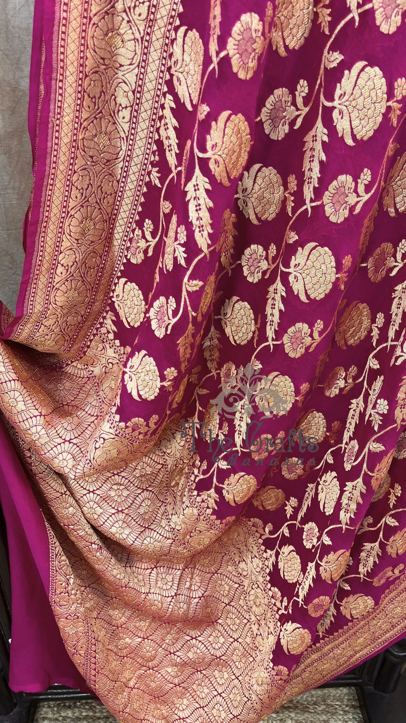 Khaddi Georgette Banarasi Saree - Gold Zari
