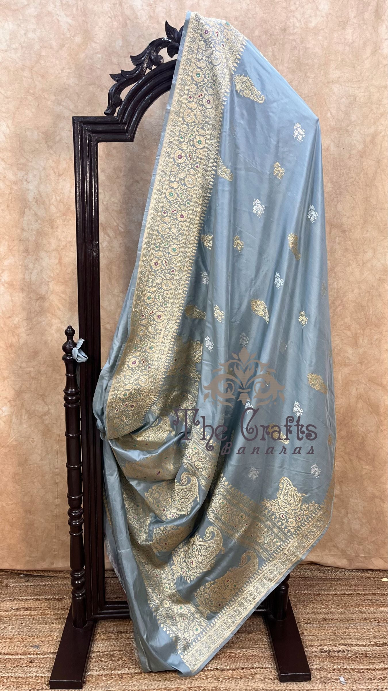 Pure Katan Silk Handloom Banarasi Saree - All over sona rupa kadhua motifs