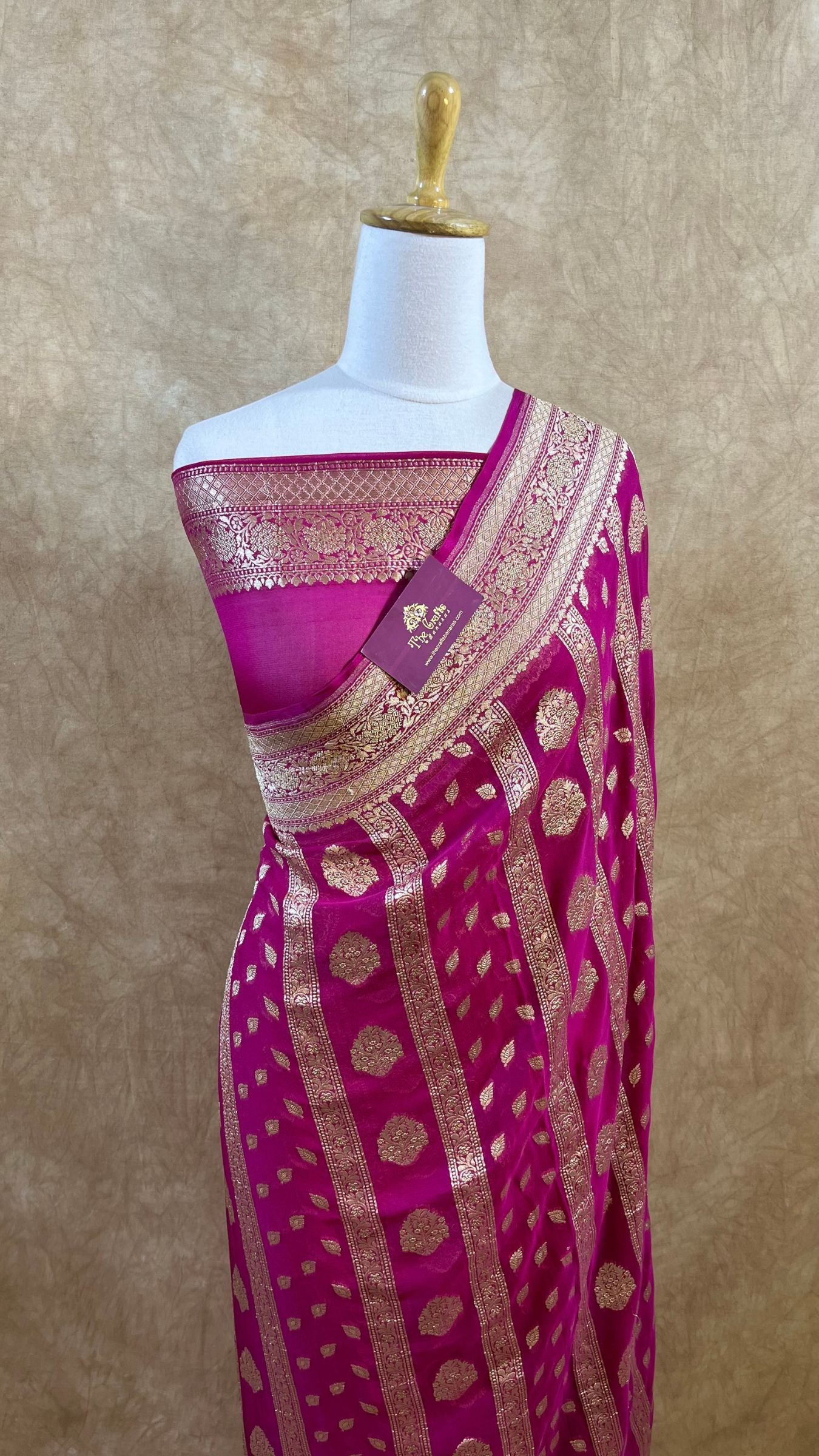 Khaddi Georgette Banarasi Saree - Gold Zari