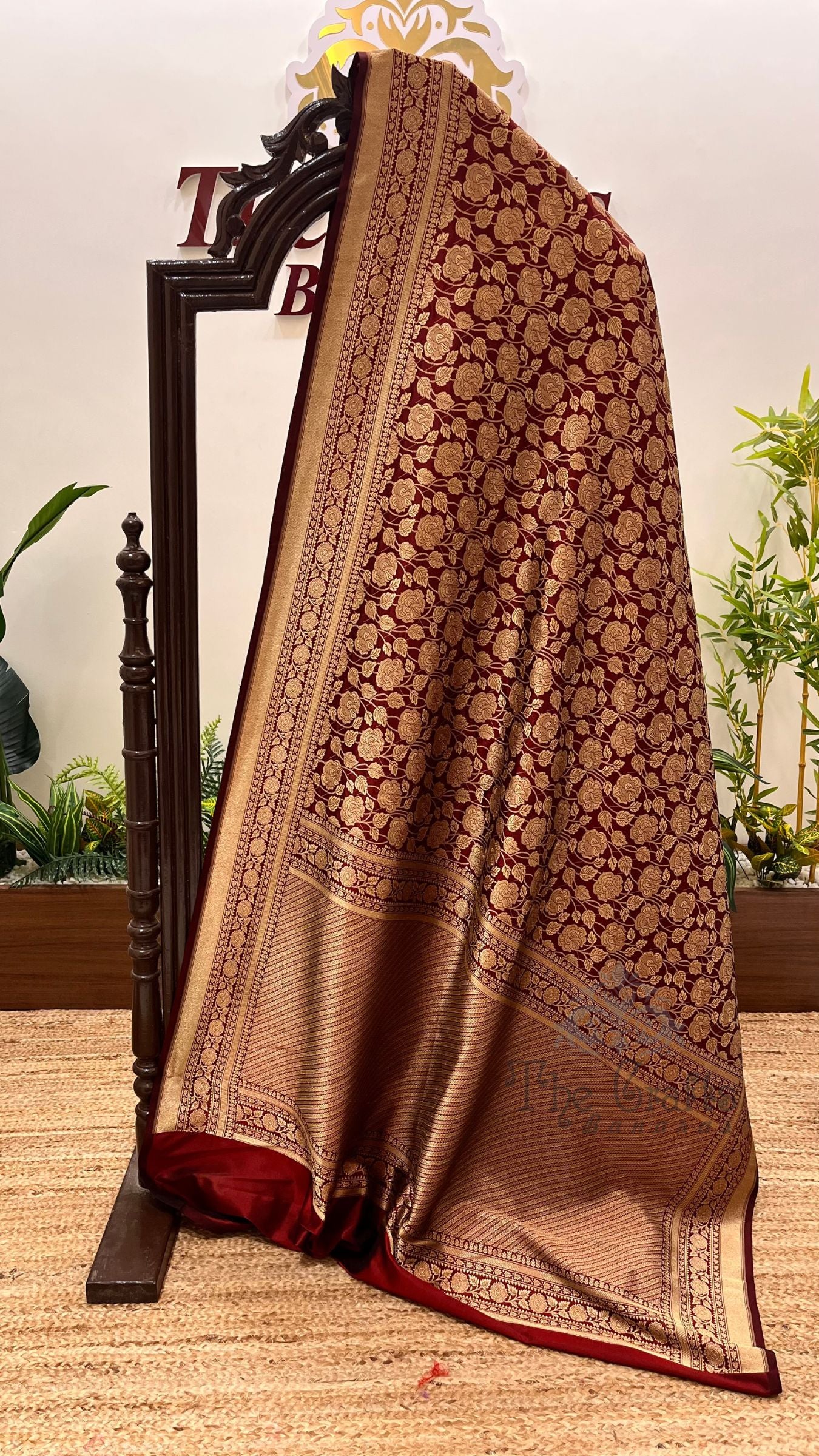 Pure Katan Silk Handloom Banarasi Saree - Tanchui Brocade