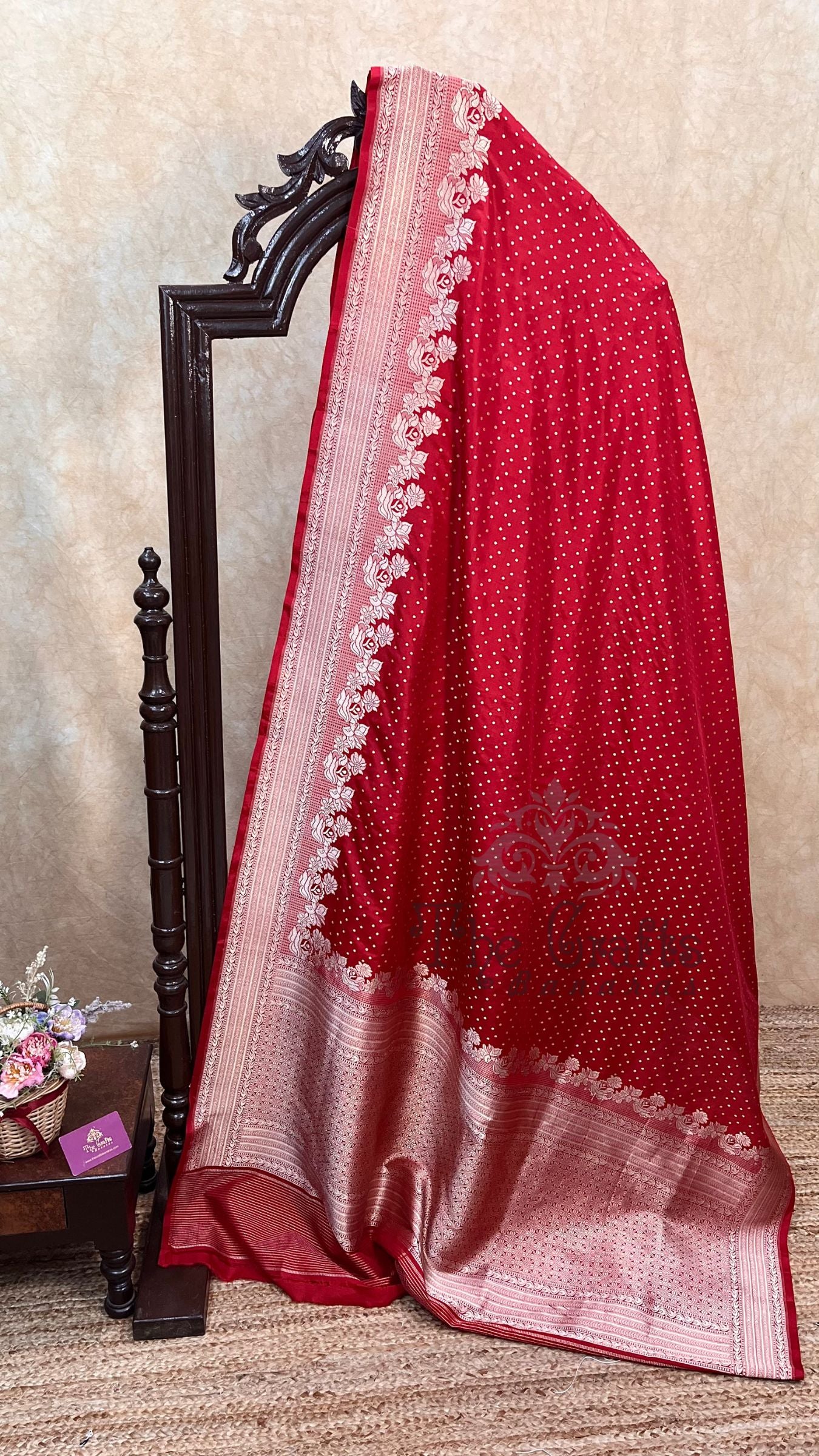 Pure Katan Silk Handloom Banarasi Saree - Chunri Buti