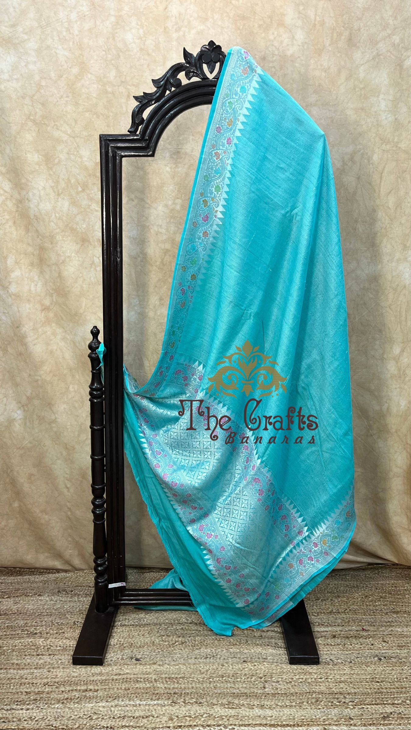 Tussar Georgette Handloom Banarasi Saree - Jaal with Meenakari
