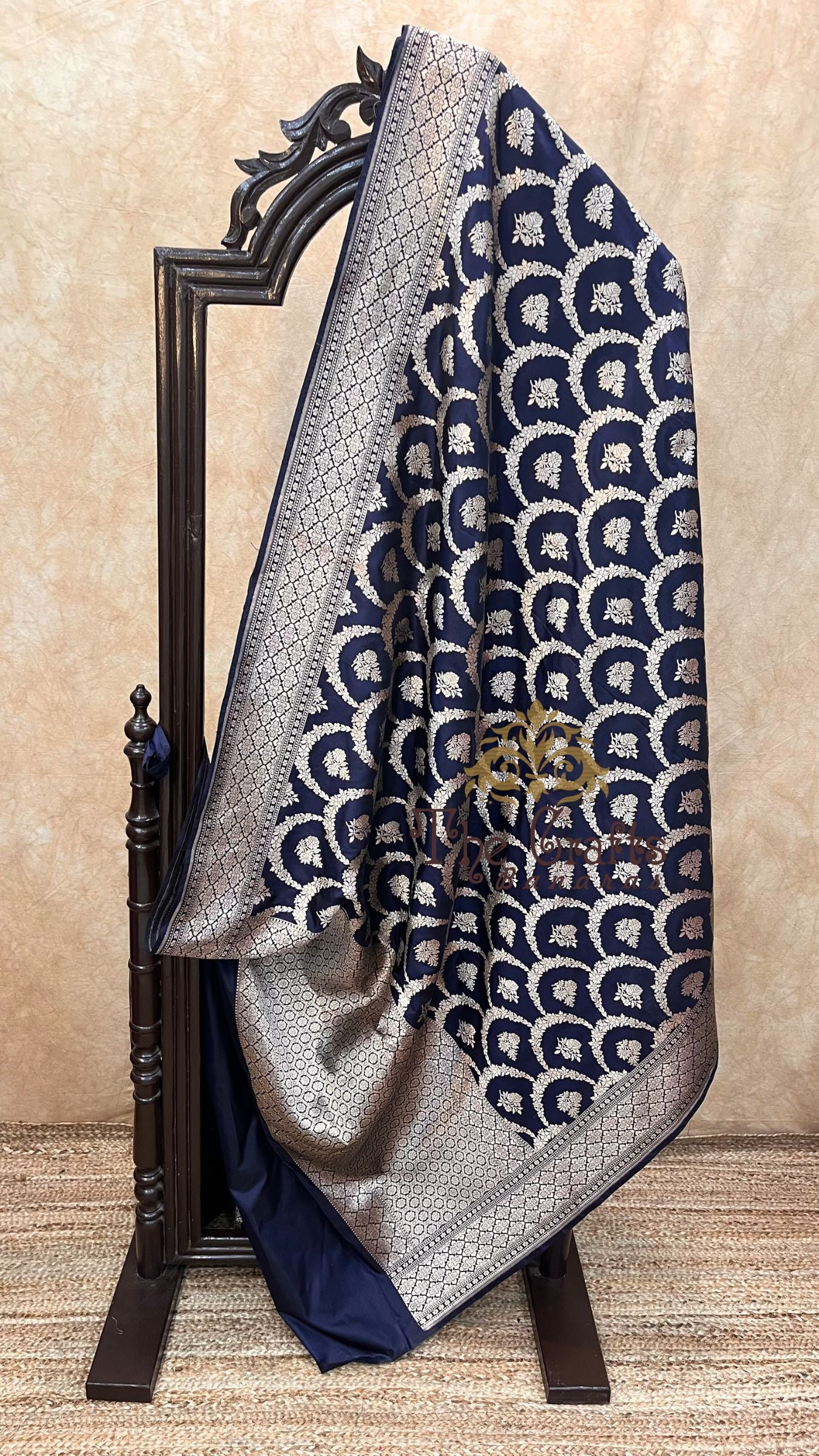 Pure Katan Silk Handloom Banarasi Saree - Jaal work