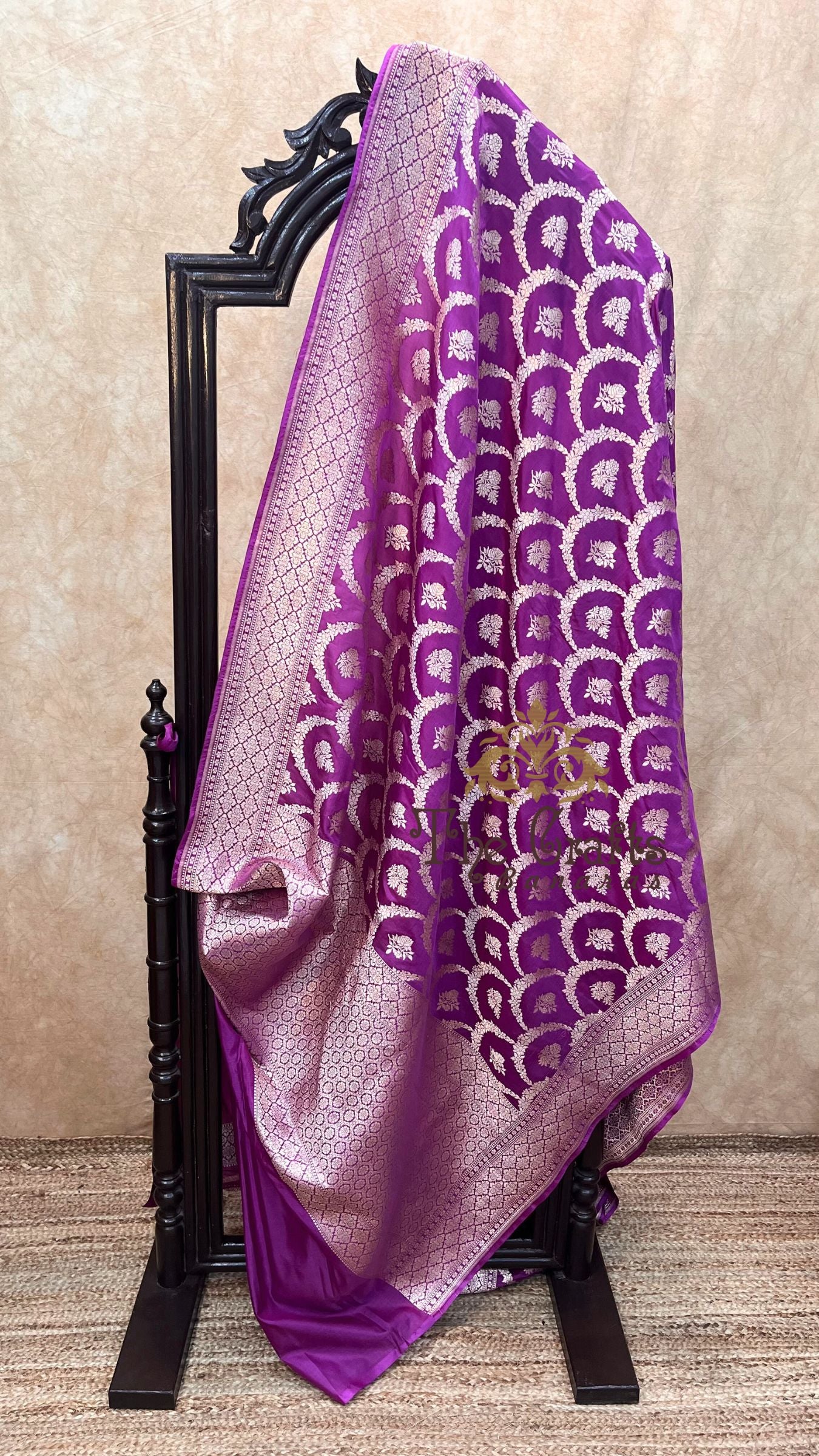 Pure Katan Silk Handloom Banarasi Saree - Jaal work