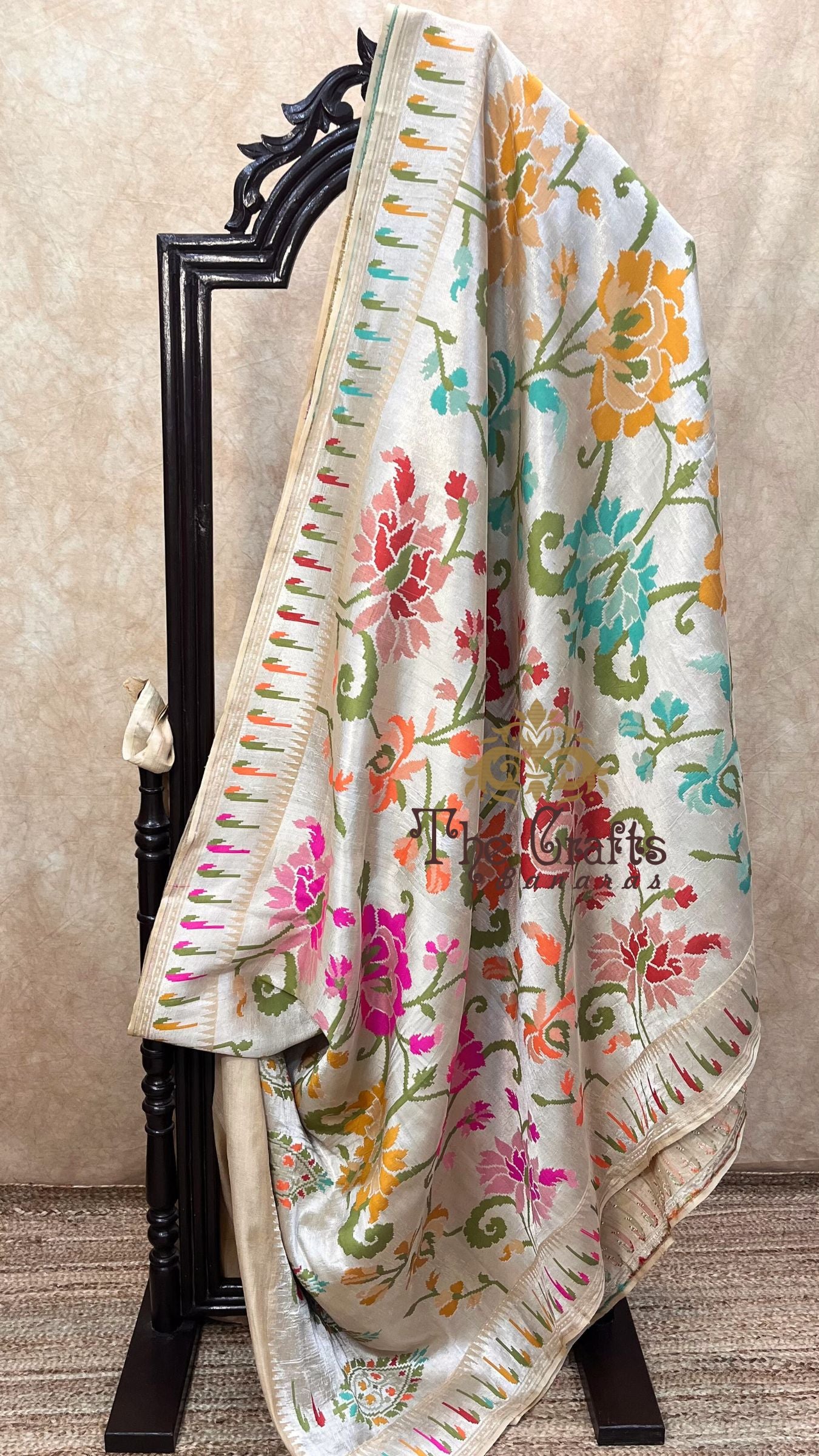 Pure Tussar Georgette Handloom Banarasi Saree - Brocade