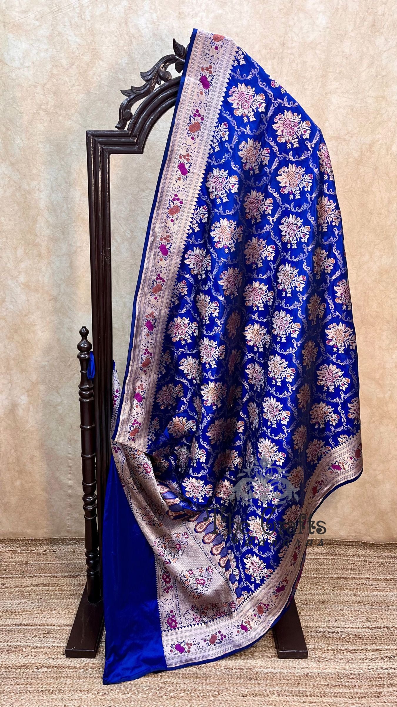 Pure Katan Silk Handloom Banarasi Saree - Jaal Work With Meenakari