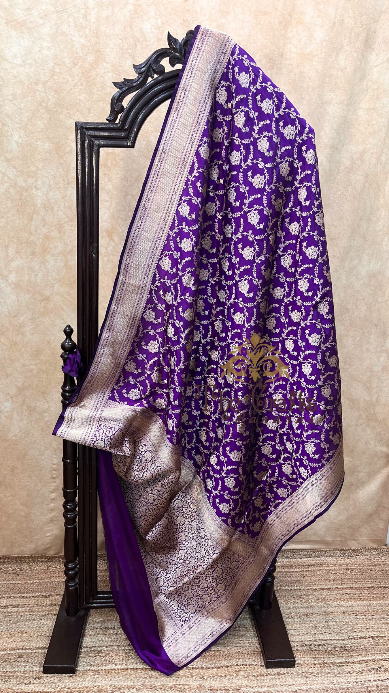 Pure Katan Silk Handloom Banarasi Saree - Jaal work
