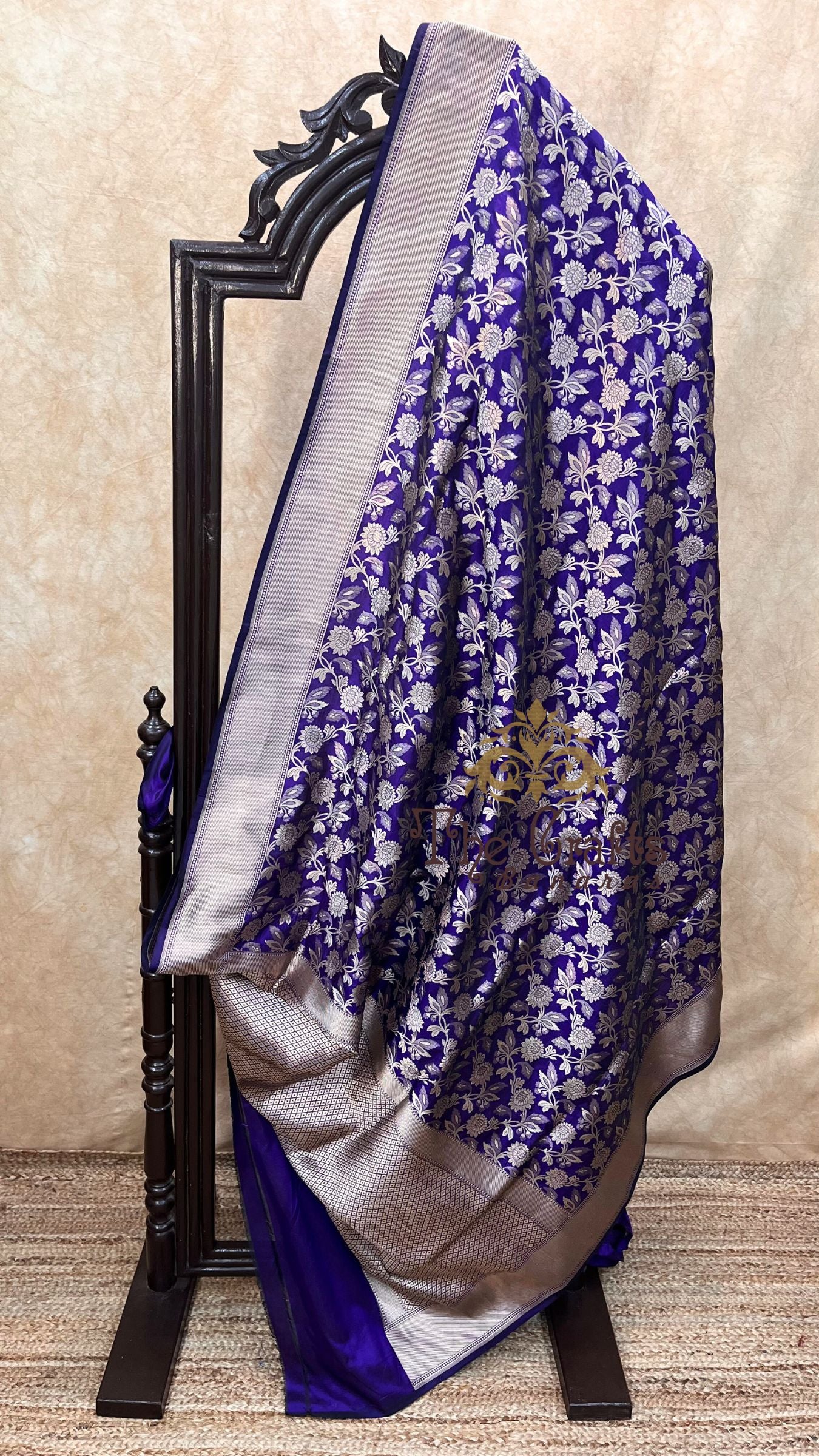 Pure Katan Silk Handloom Banarasi Saree - Jaal work