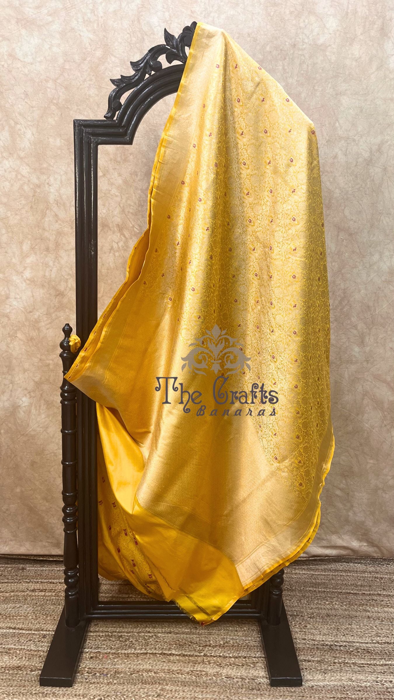 Pure Katan Silk Handloom Banarasi Saree - Tanchui Brocade Meena