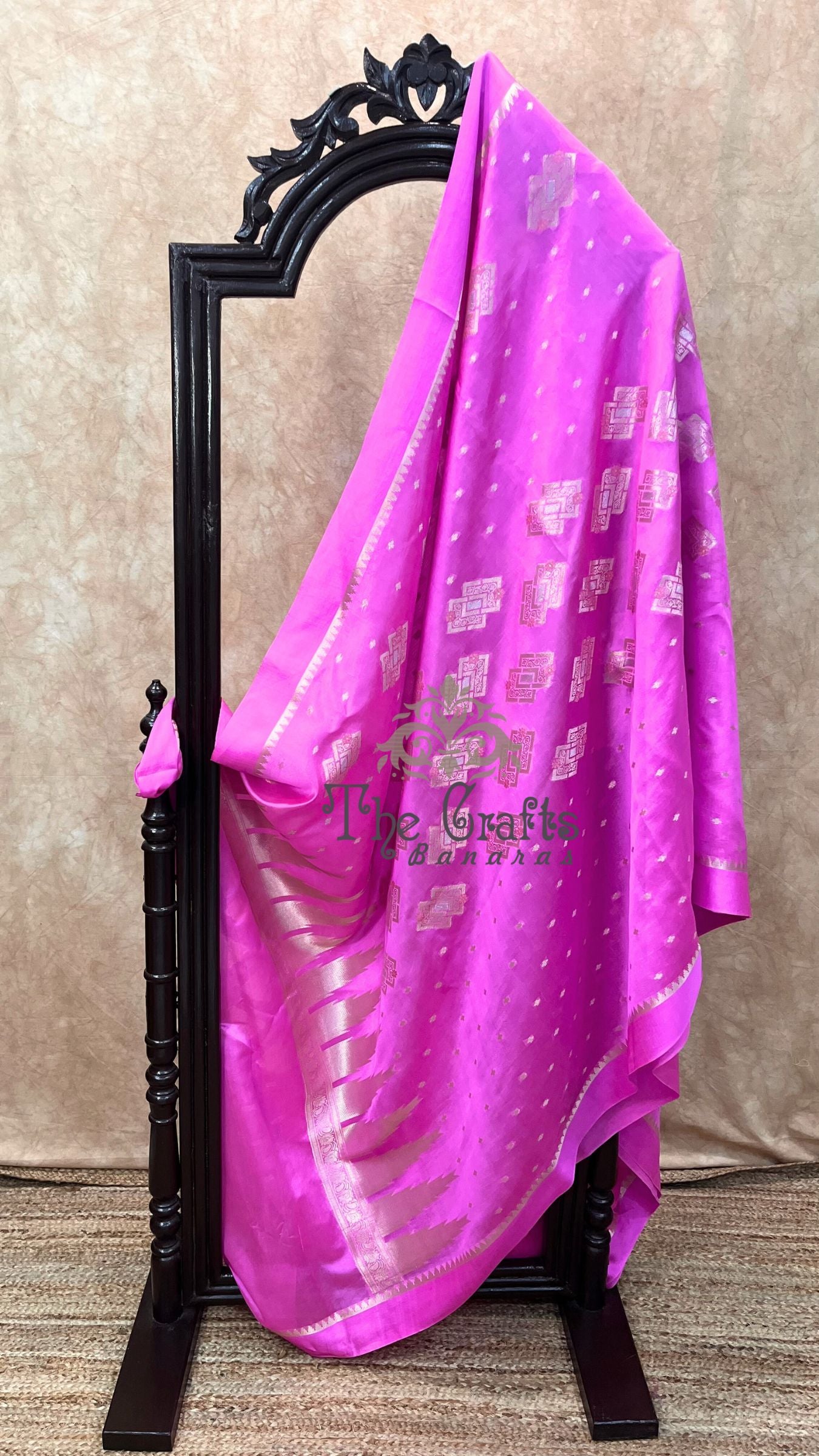 Pure Raw Mango Silk Handloom Banarasi Saree
