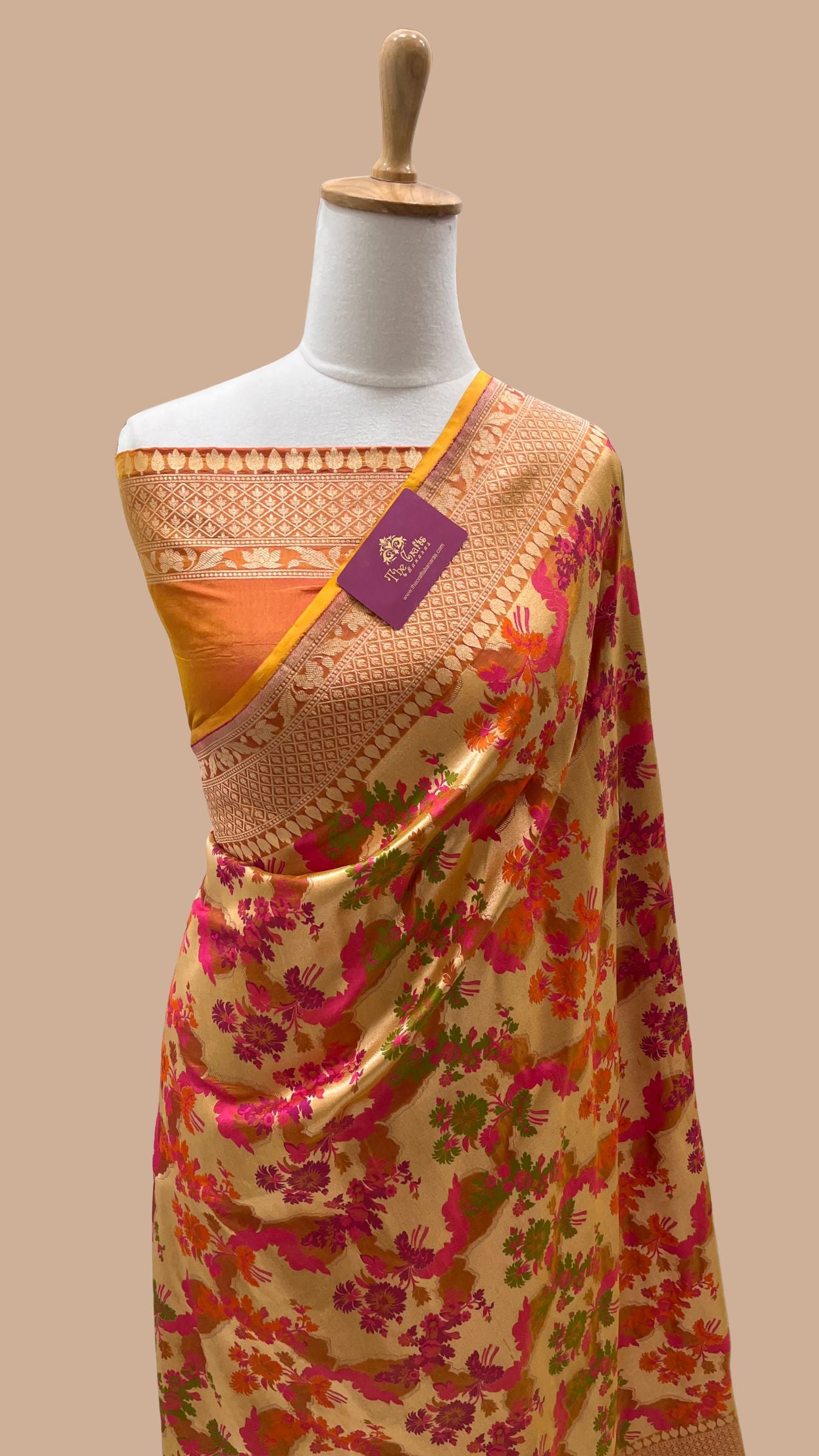 Rangkat Pure Katan Silk Handloom Banarasi Saree - Jaal Work With Meenakari