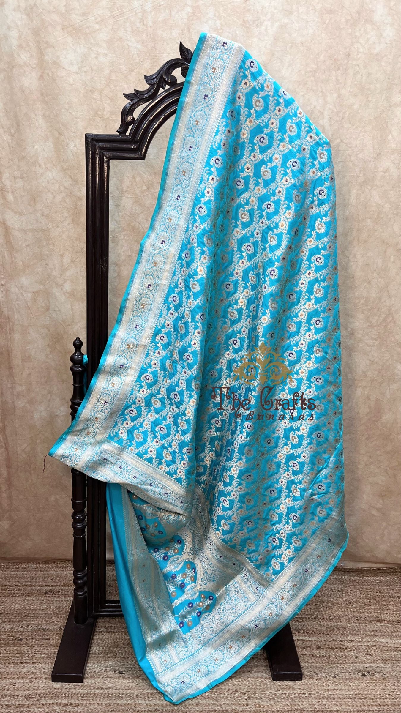 Pure Katan Silk Handloom Banarasi Saree - Jaal Work With Meenakari