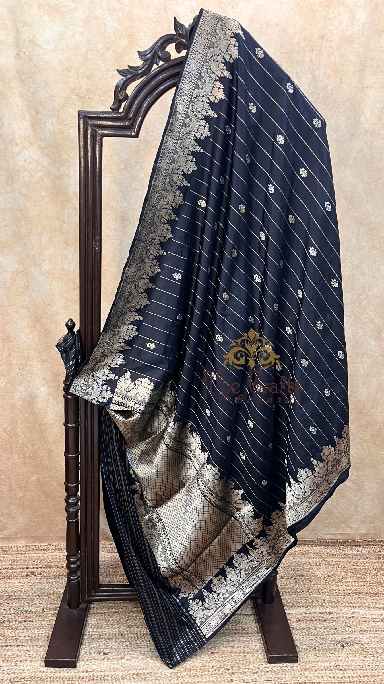 Pure Katan Silk Handloom Banarasi Saree - With Sona Roopa kadhua Motifs