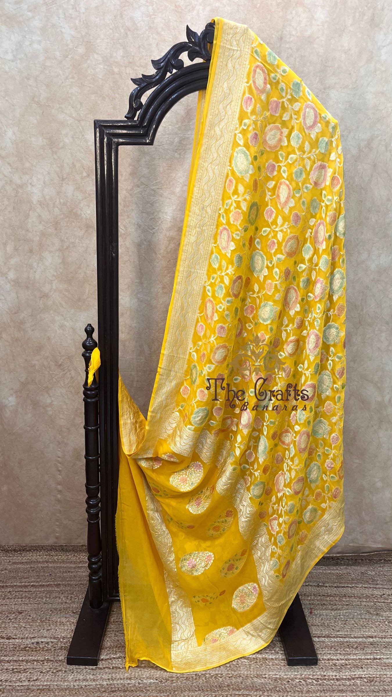 Khaddi Georgette Handloom Banarasi Saree - Water Zari