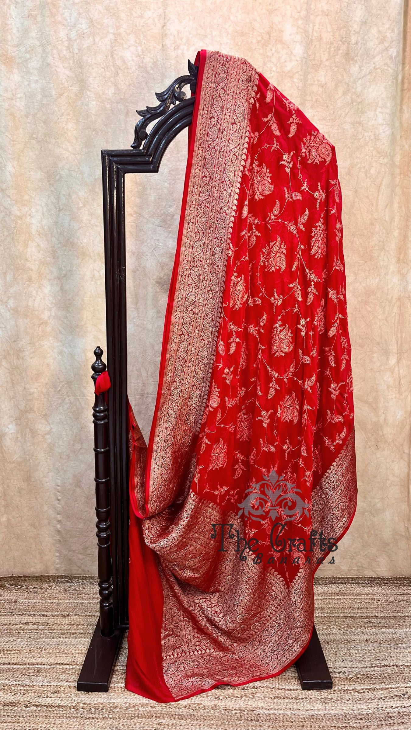 Pure Georgette Handloom Banarasi Saree - With Chikankari All Over