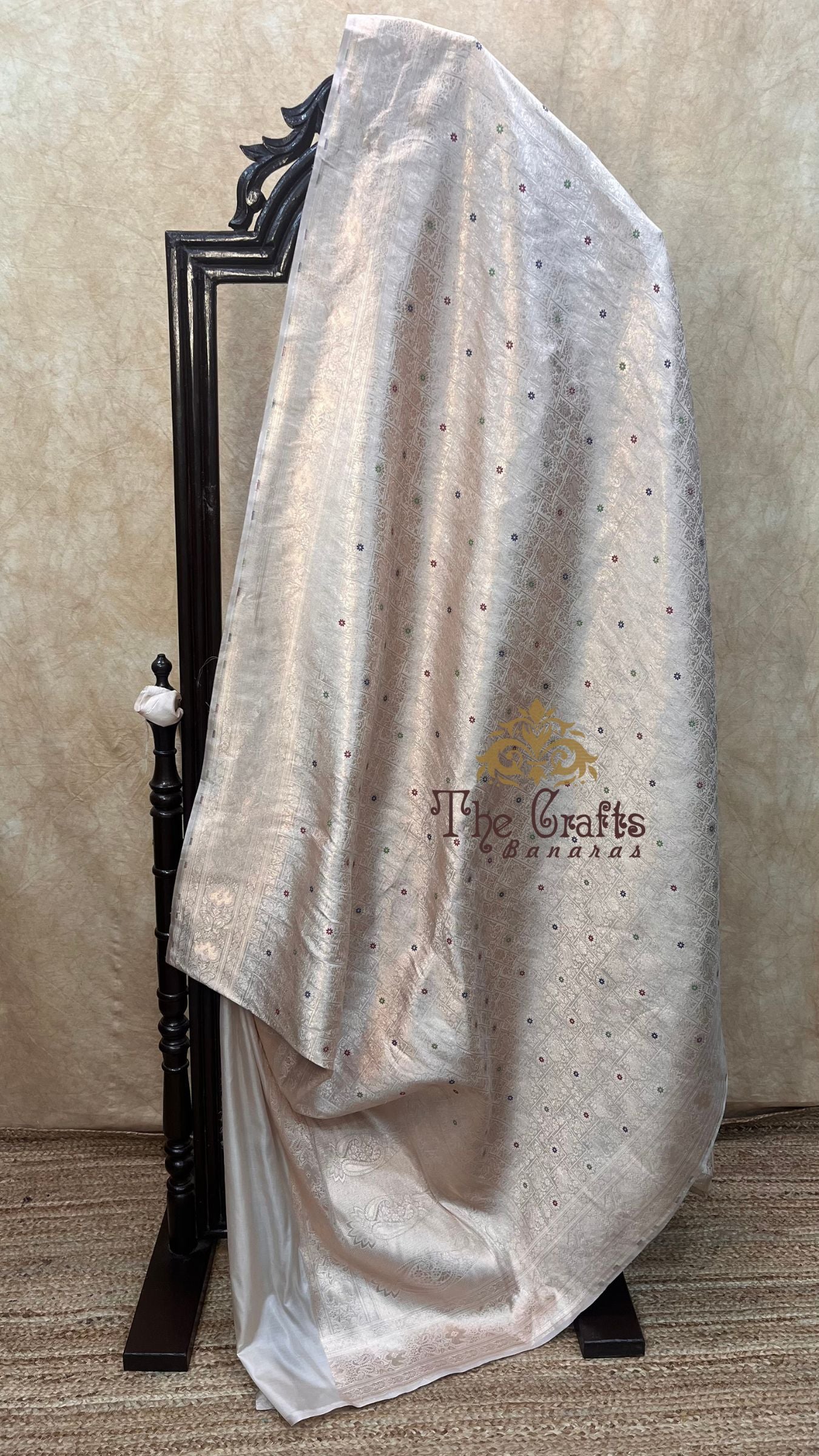 Pure Katan Silk Handloom Banarasi Saree - Tanchui Brocade Meena