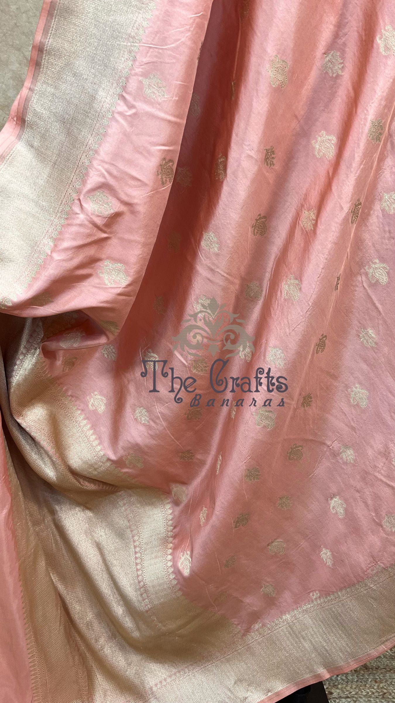 Pure Katan Silk Handloom Banarasi Saree - Jaal work