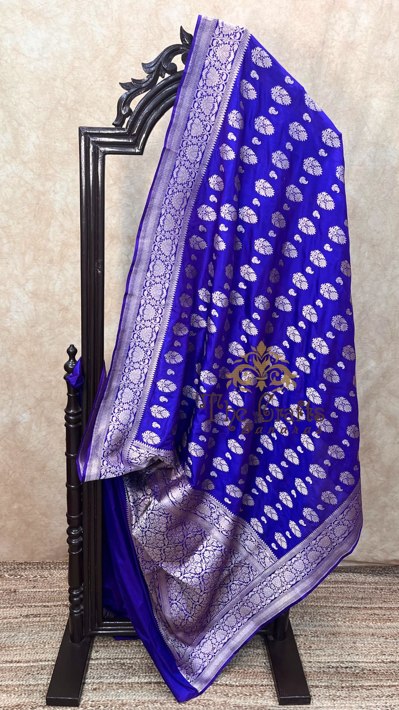 Pure Katan Silk Handloom Banarasi Saree - Jaal work