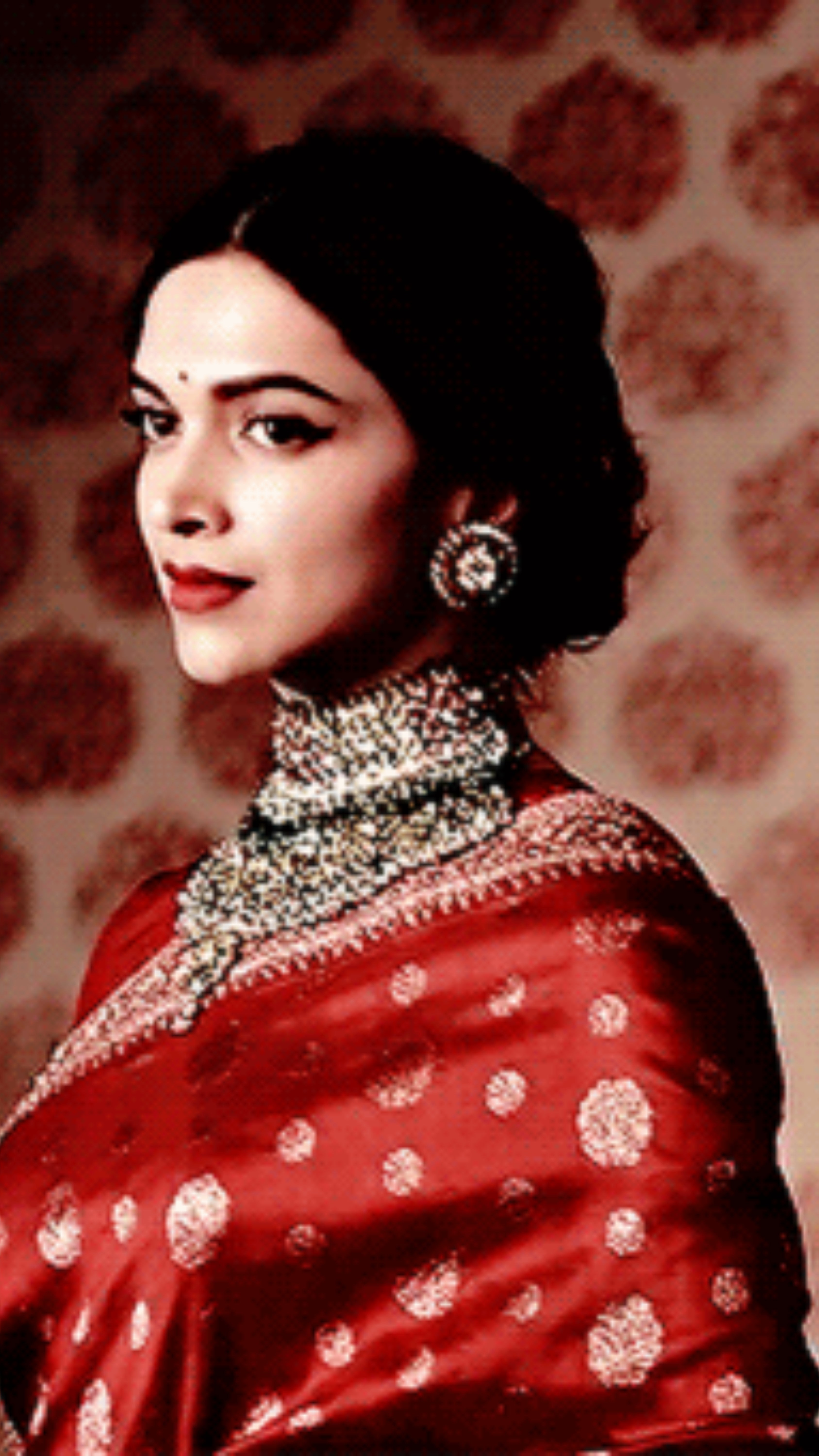 Deepika Padukone in Pure Katan Silk Handloom Banarasi Saree - Tanchui Brocade