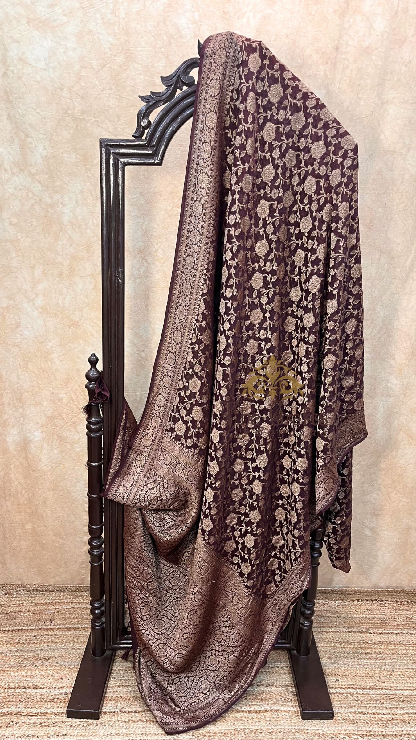 Khaddi Georgette Banarasi Saree - Antique Zari
