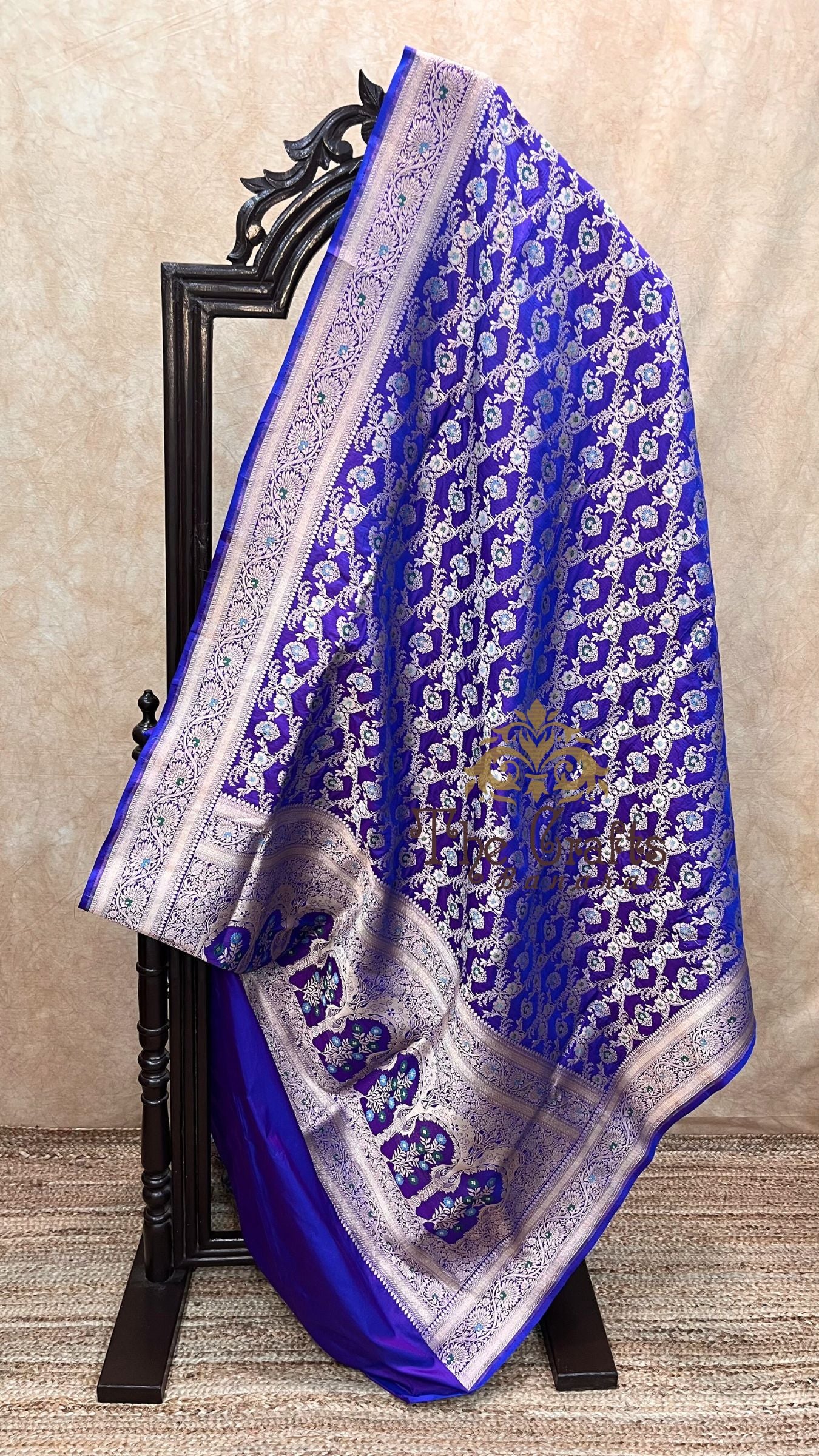 Pure Katan Silk Handloom Banarasi Saree - Jaal Work With Meenakari