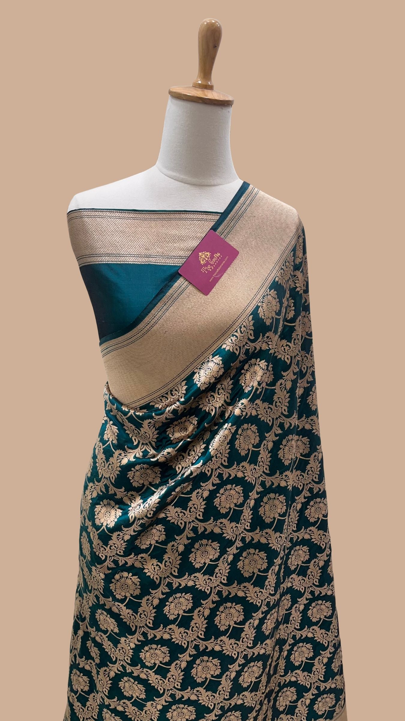 Pure Katan Silk Handloom Banarasi Saree - Jaal work