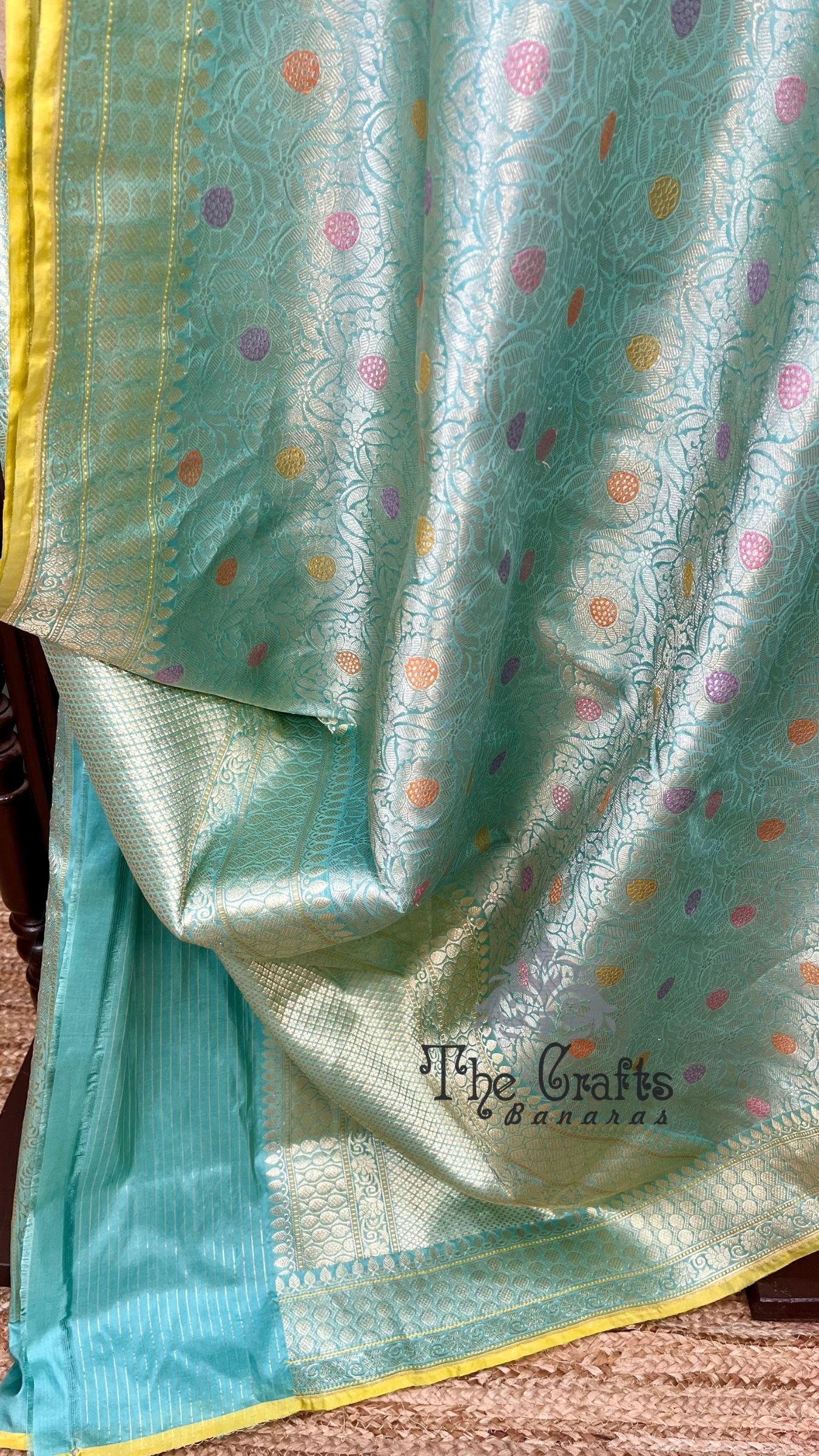 Pure Katan Silk Handloom Banarasi Saree - Kadhua Tanchui Brocade Meena
