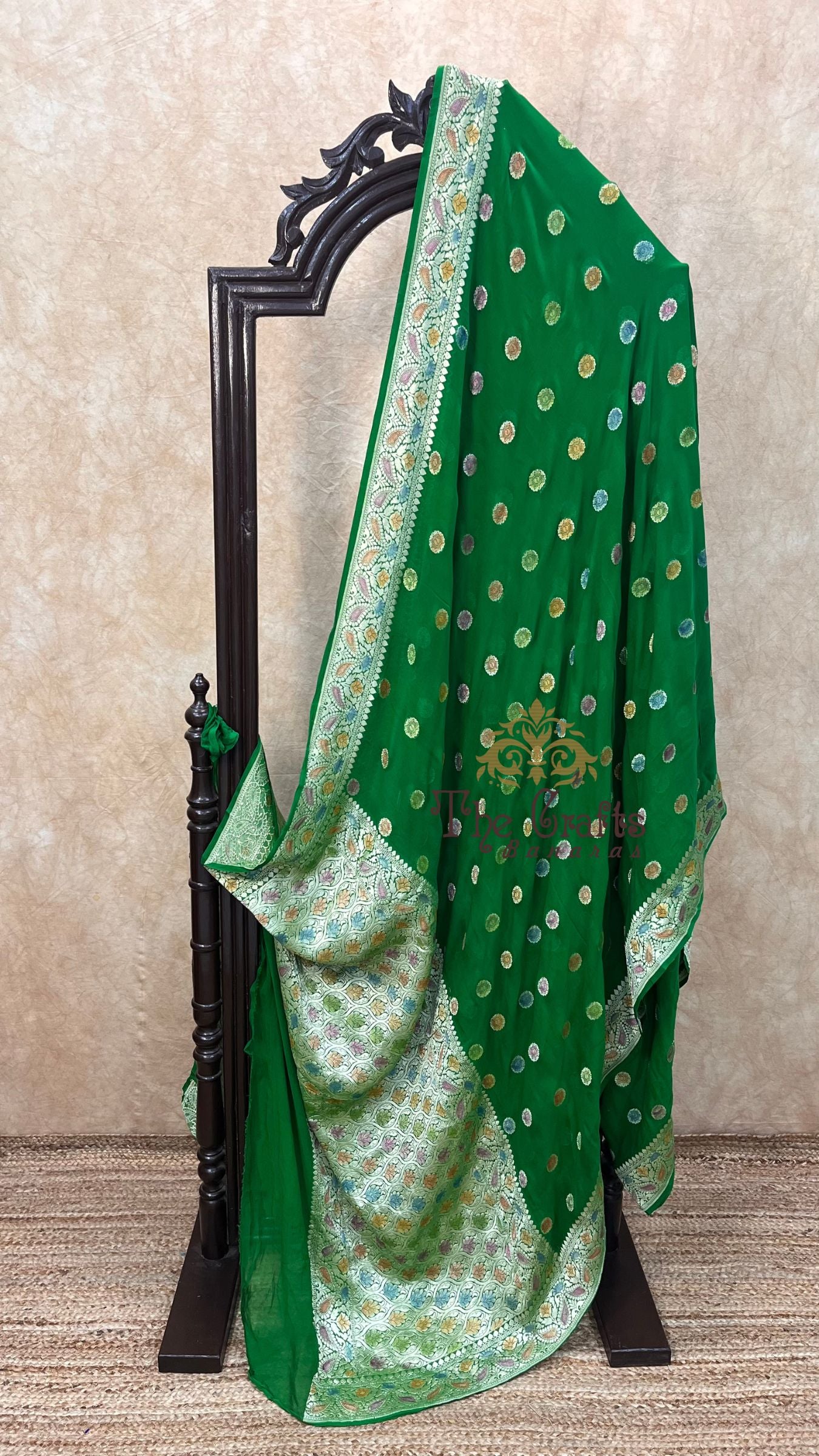 Khaddi Georgette Handloom Banarasi Saree - Water Zari