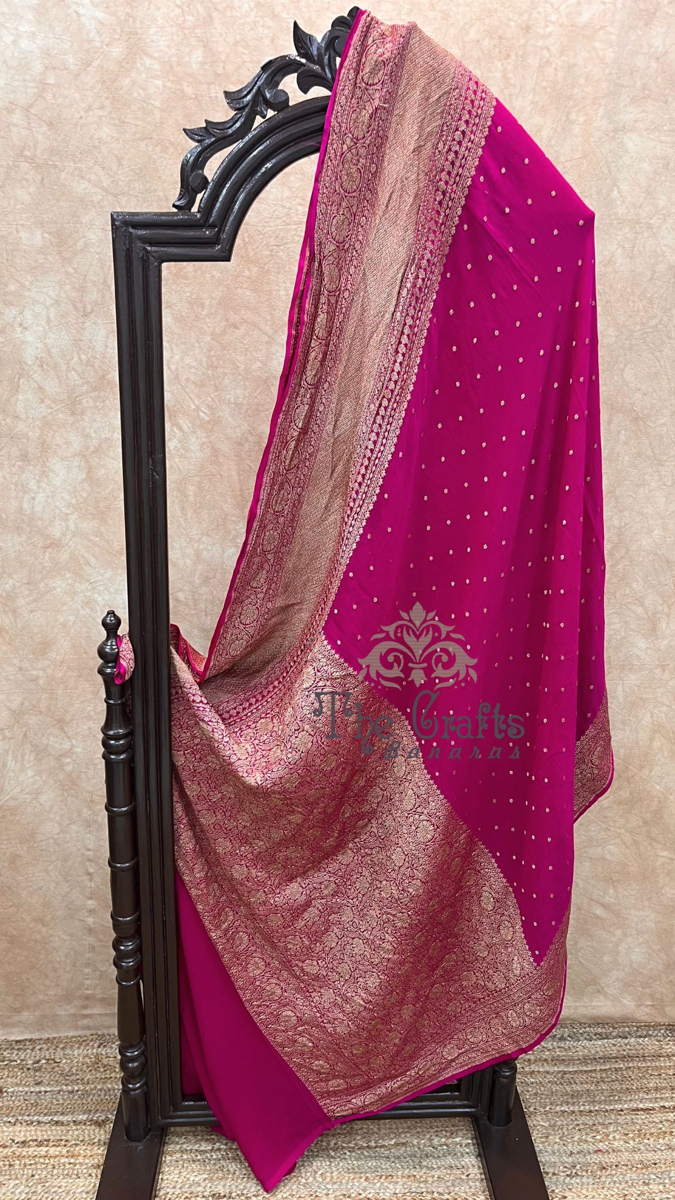 Khaddi Georgette Banarasi Saree - Antique Zari