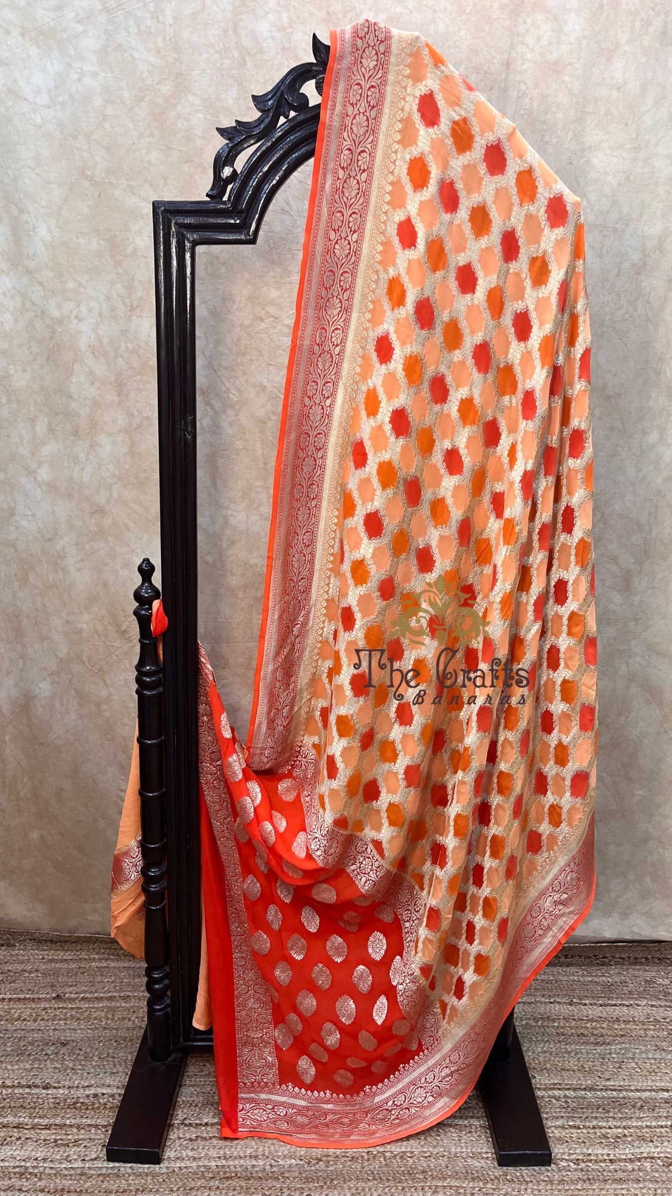 Khaddi Georgette Handloom Banarasi Saree - Water Zari